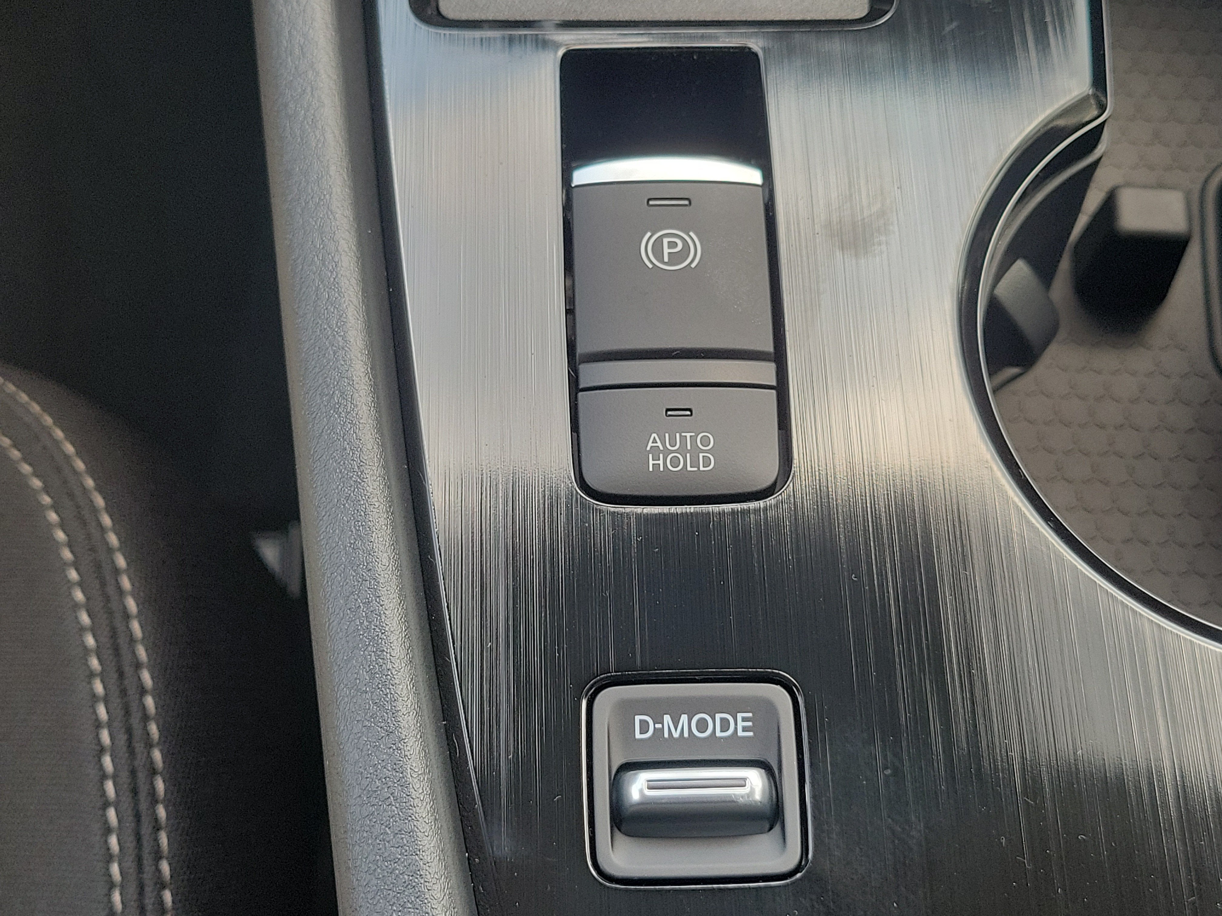 2027 Nissan Rogue SV