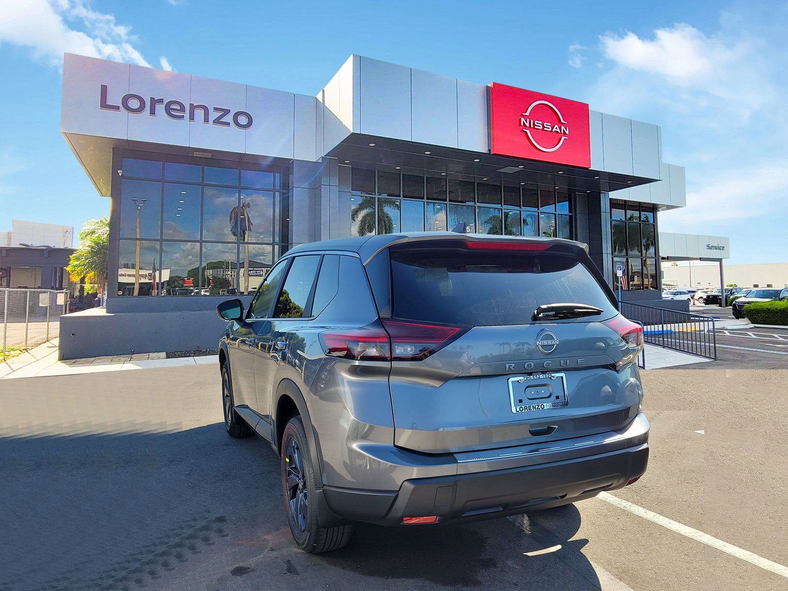 2026 Nissan Rogue SV