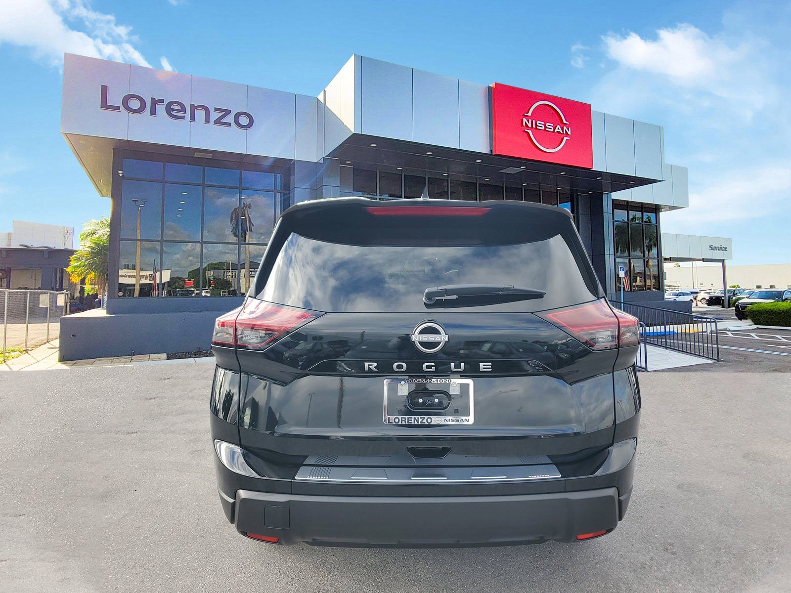 2026 Nissan Rogue SV