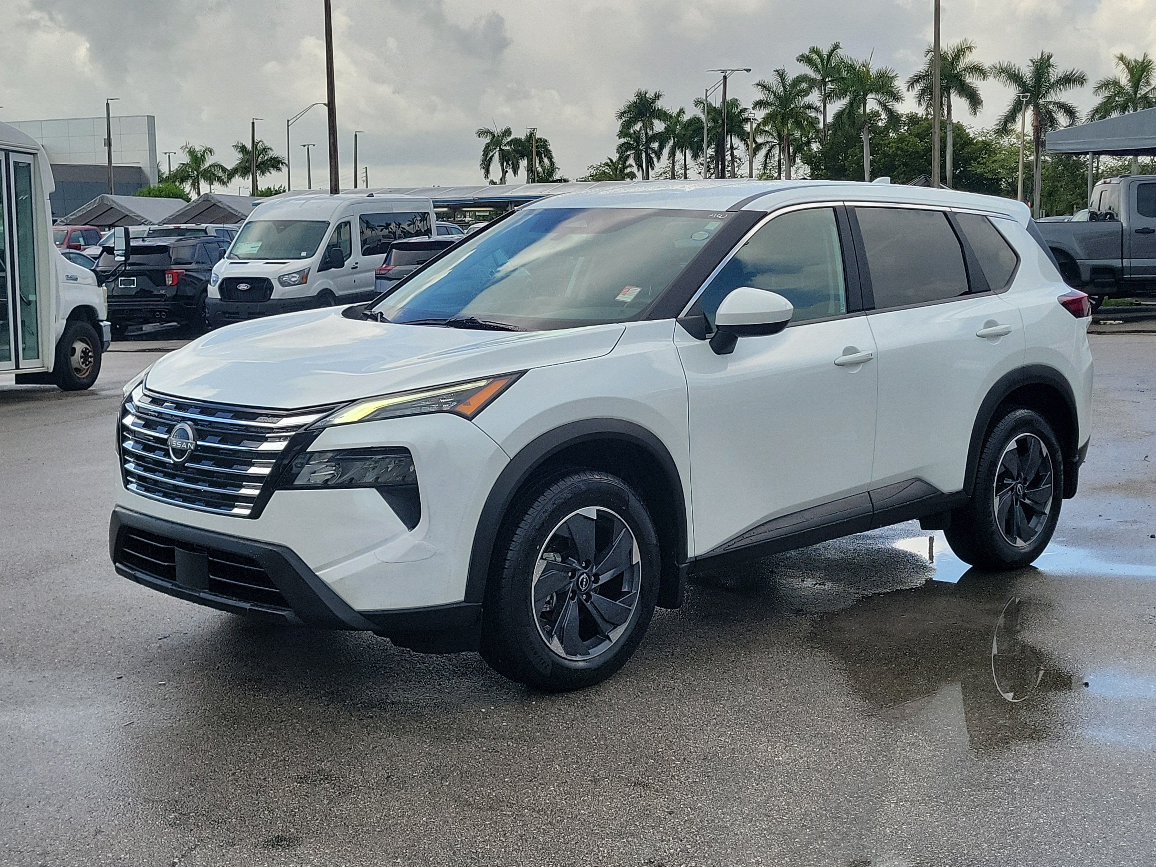 2025 Nissan Rogue SV