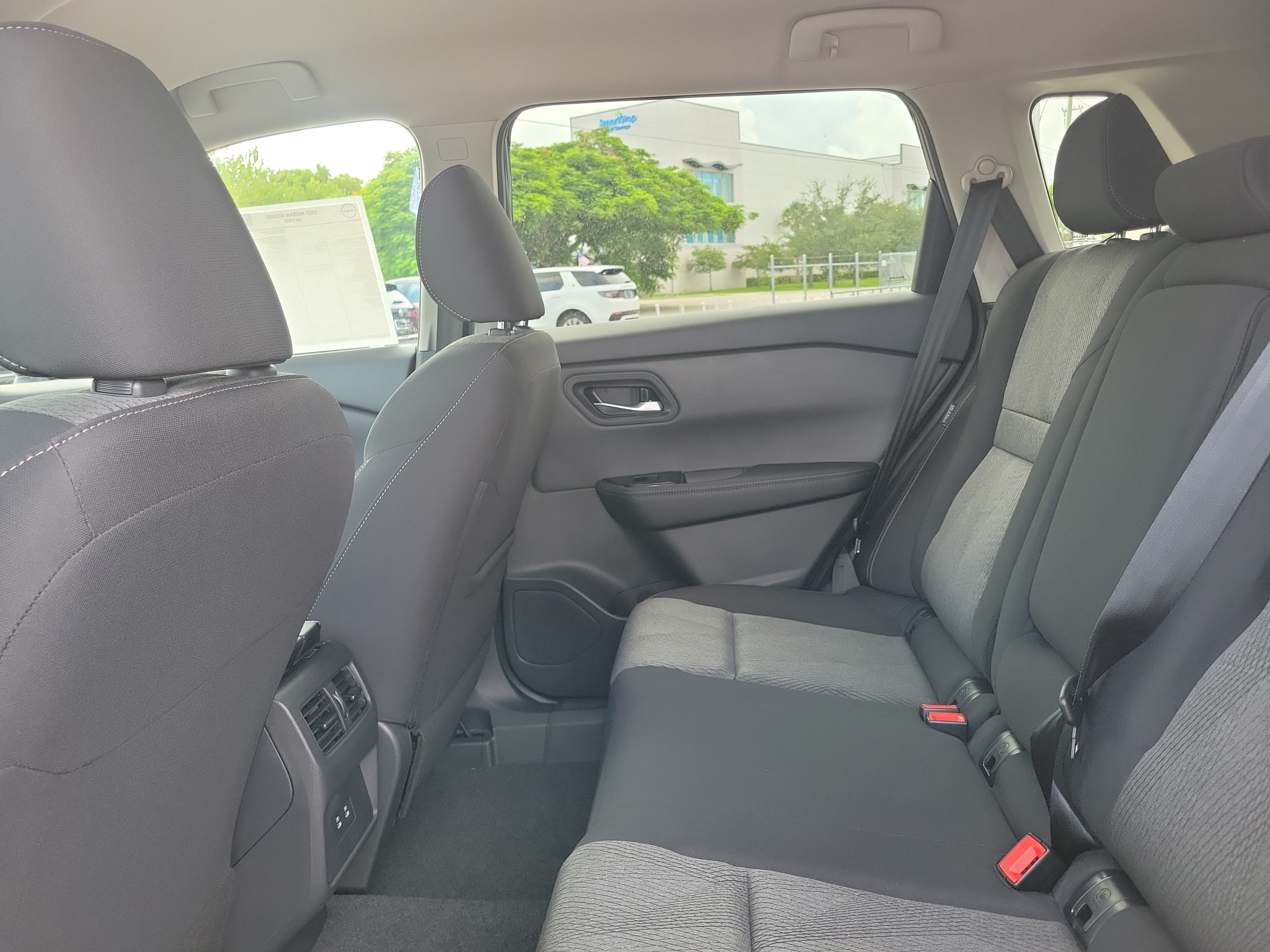 2027 Nissan Rogue SV