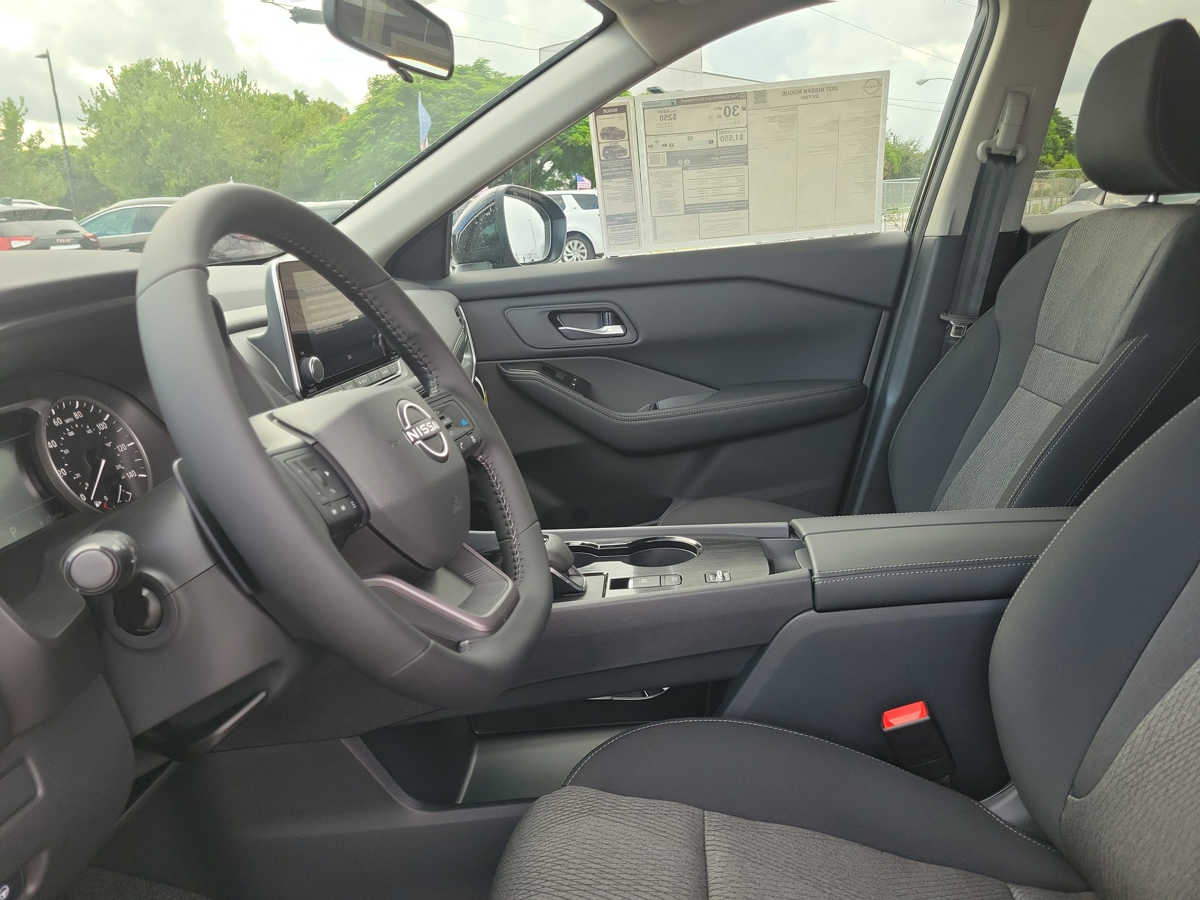 2027 Nissan Rogue SV