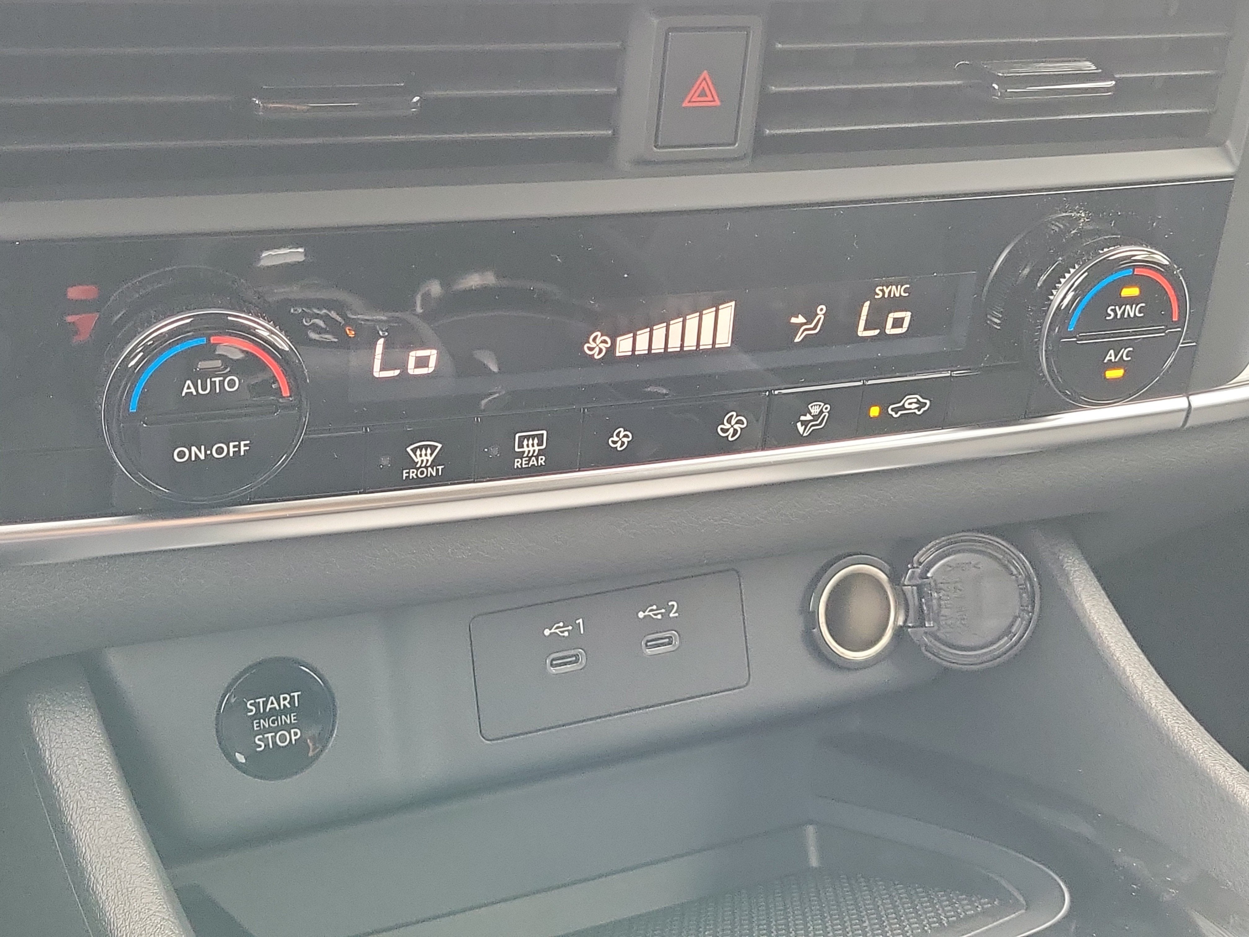 2027 Nissan Rogue SV
