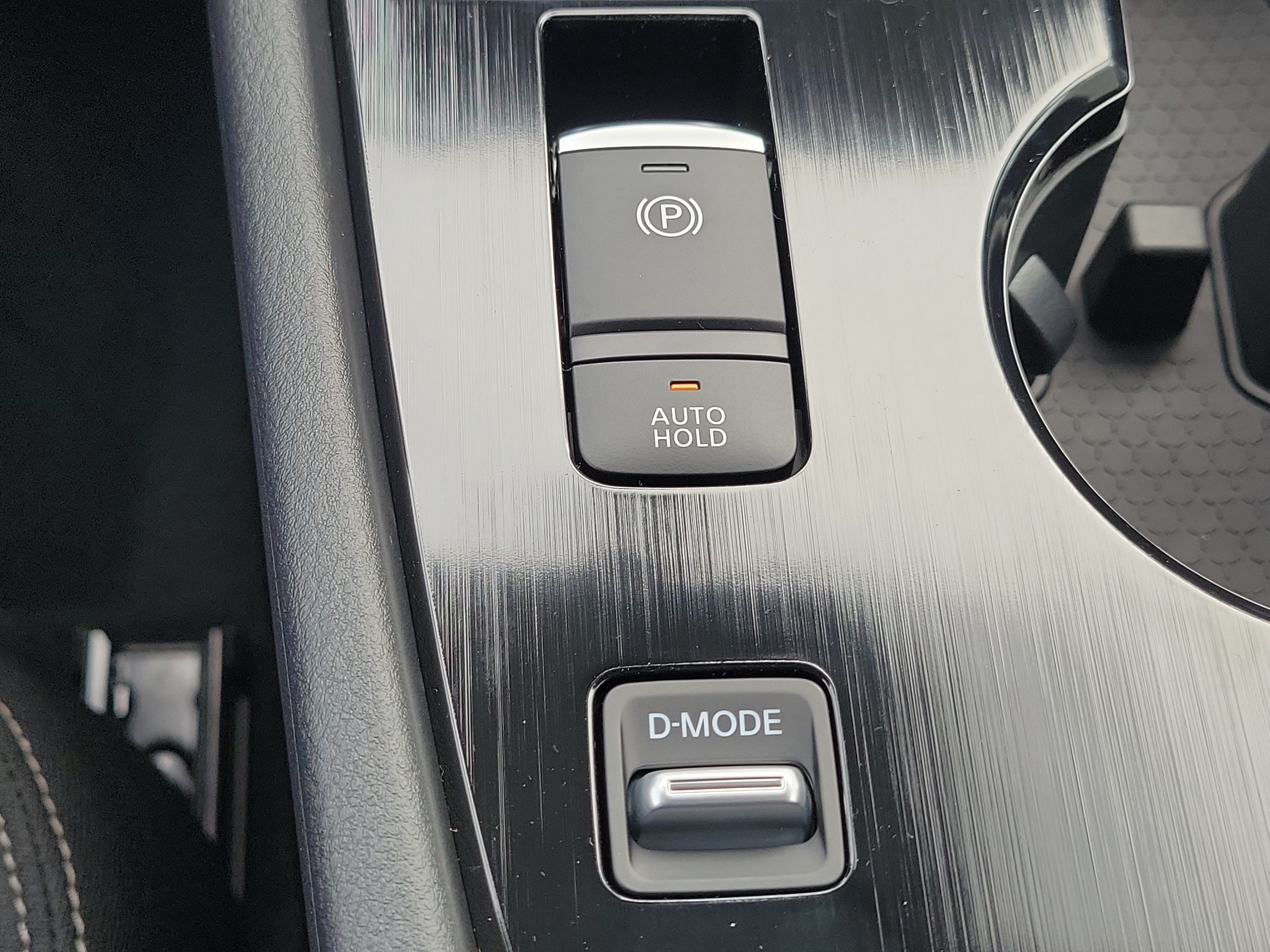 2027 Nissan Rogue SV
