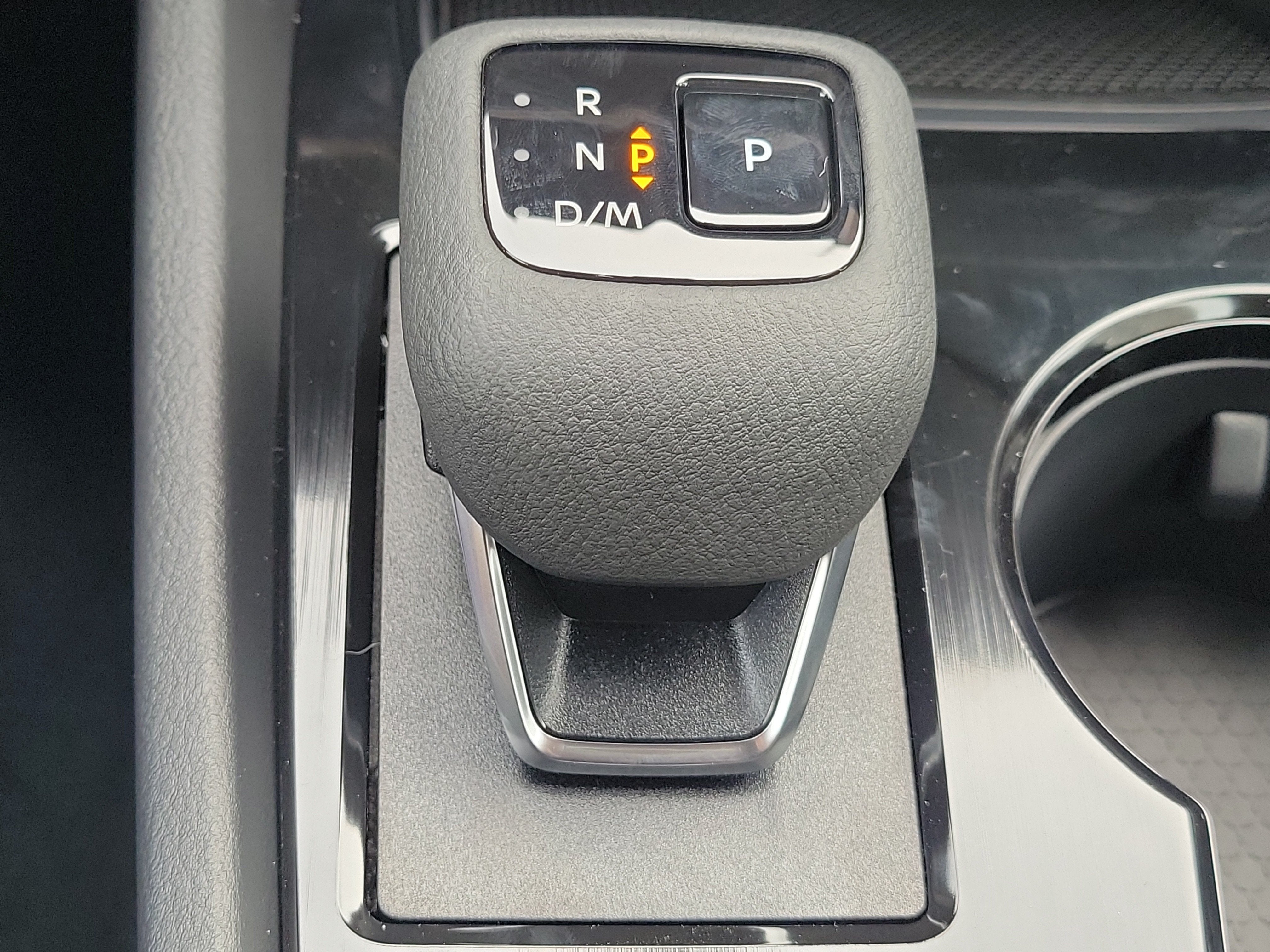 2027 Nissan Rogue SV