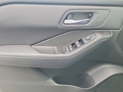 2027 Nissan Rogue SV