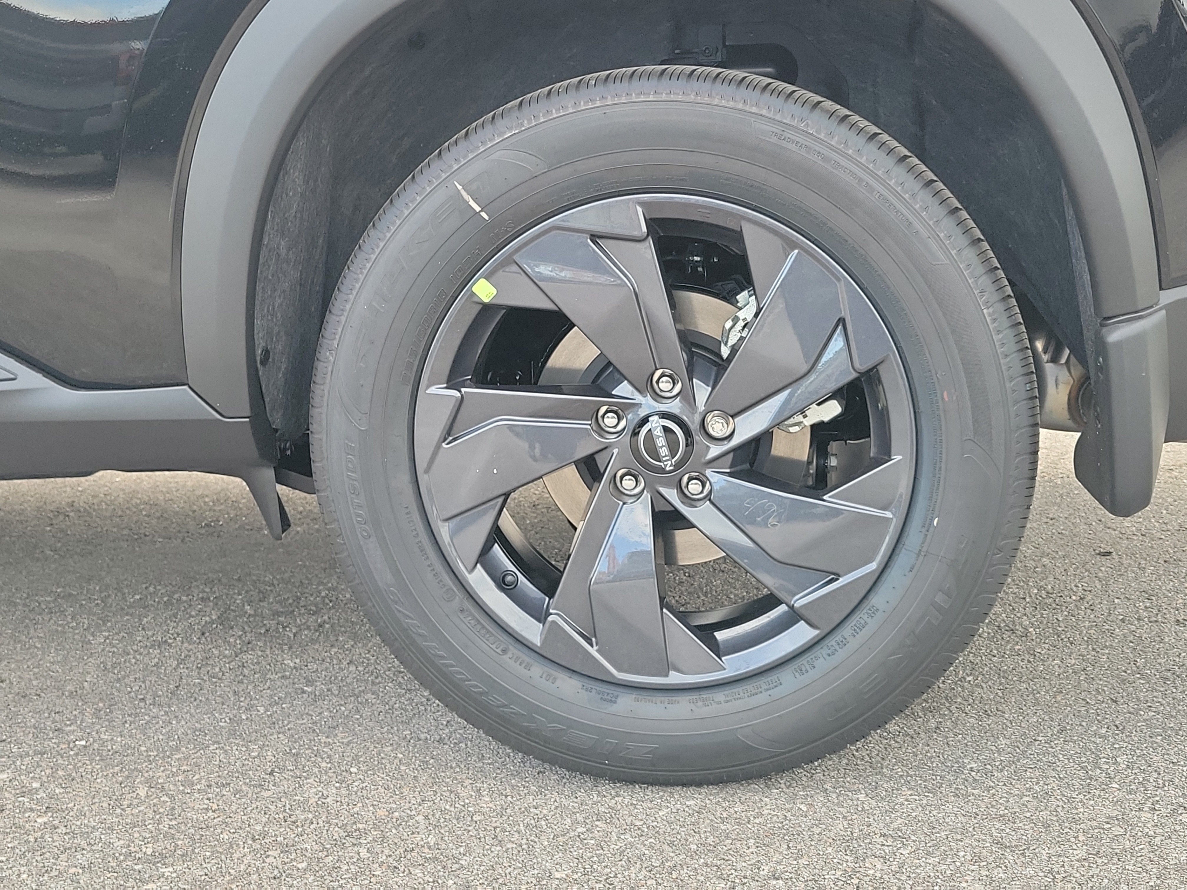 2027 Nissan Rogue SV