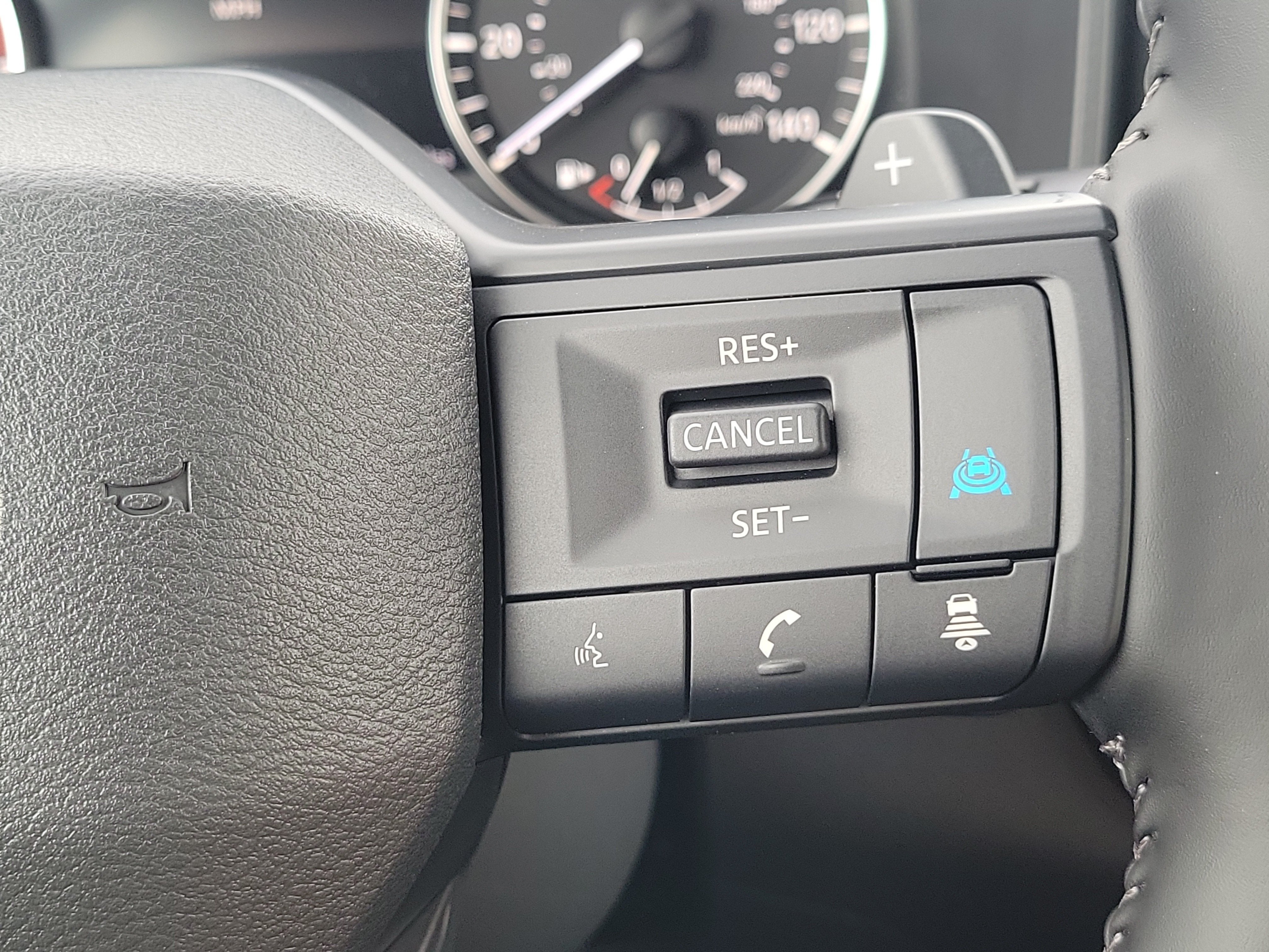 2027 Nissan Rogue SV