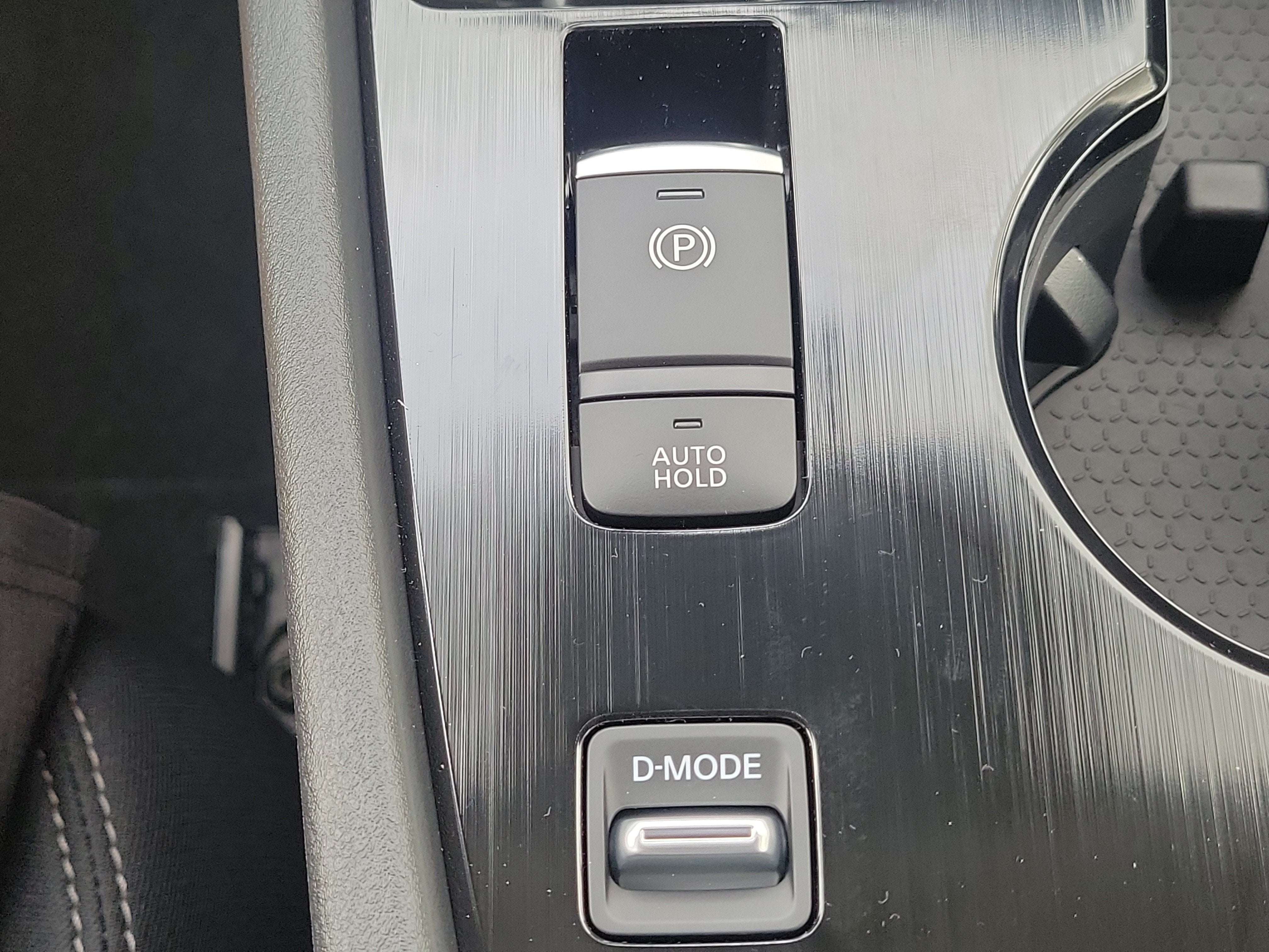 2027 Nissan Rogue SV