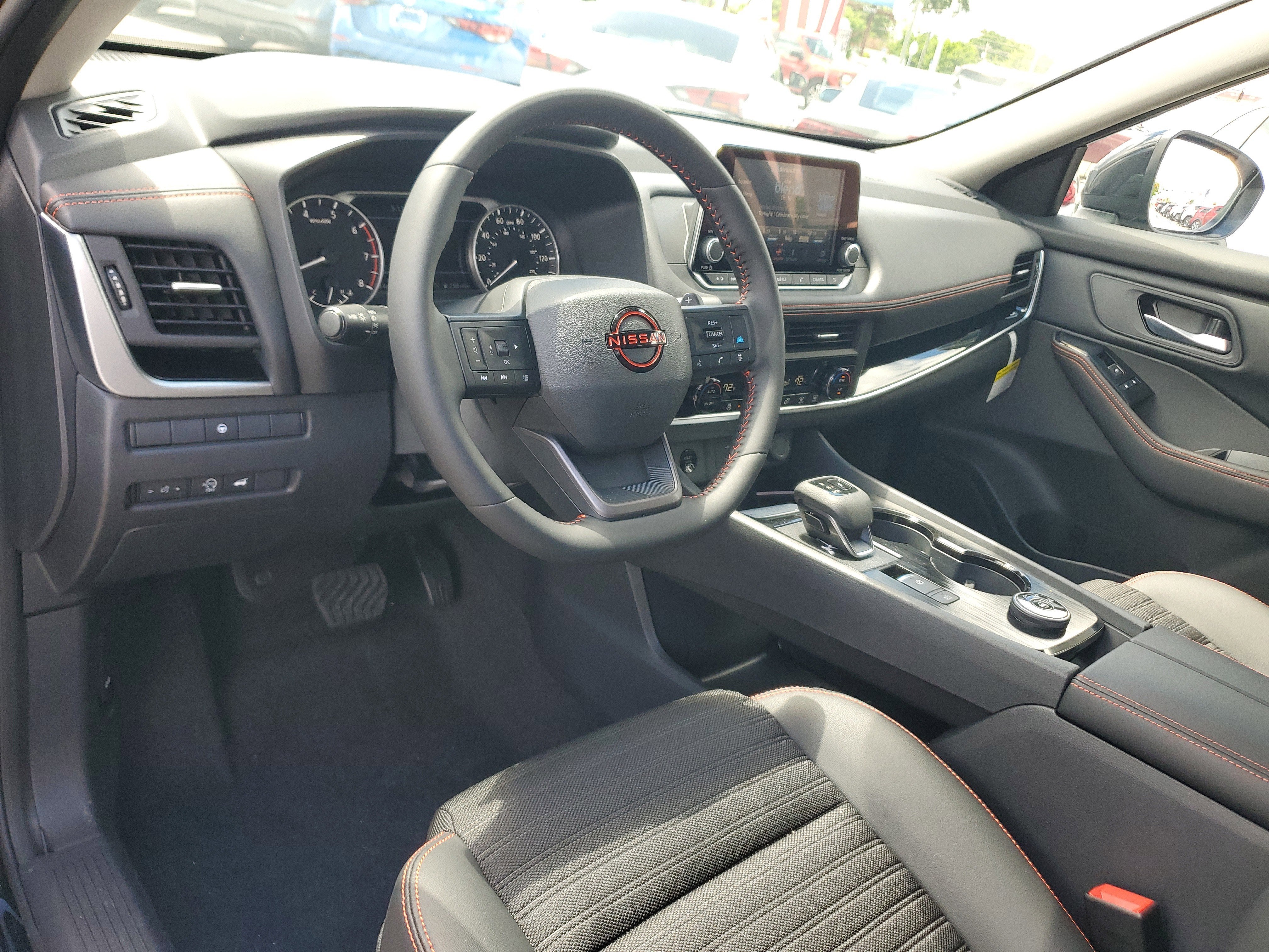 2025 Nissan Rogue Rock Creek®