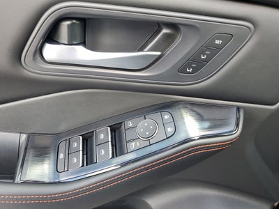 2025 Nissan Rogue Rock Creek®