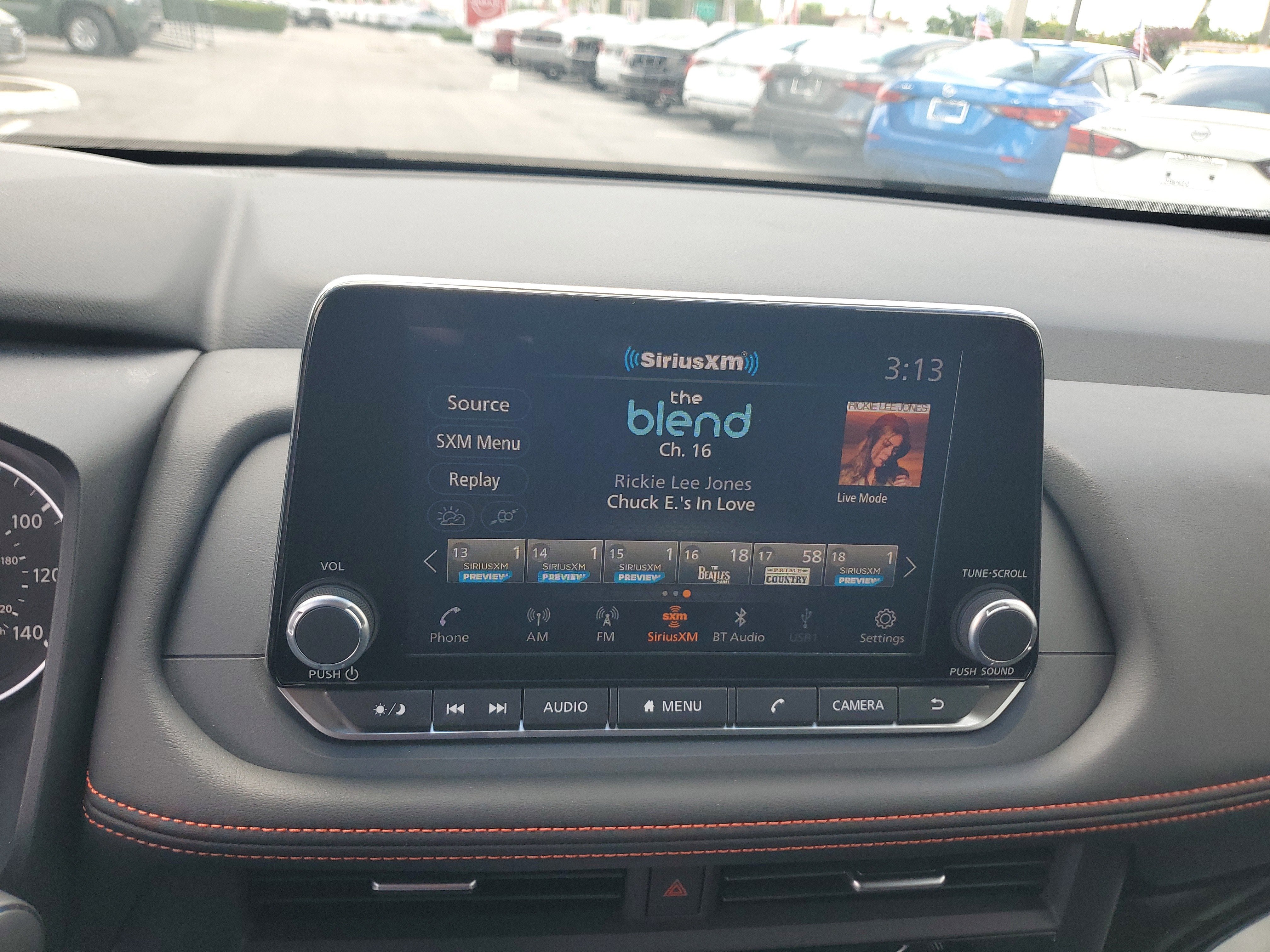 2025 Nissan Rogue Rock Creek®