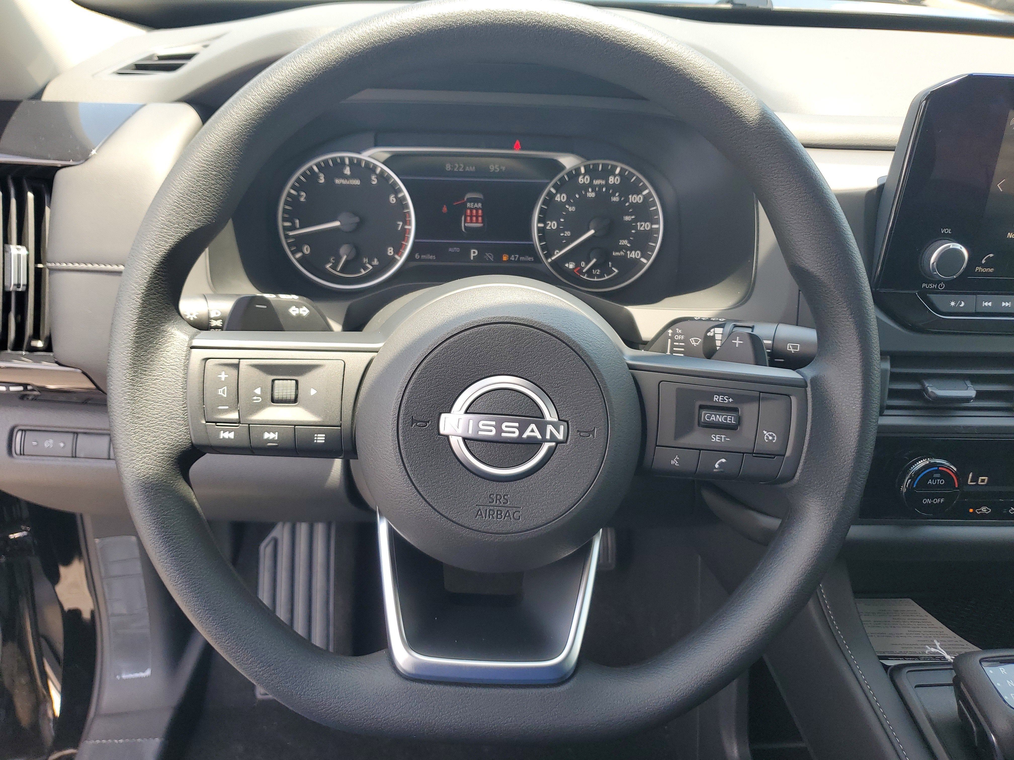 2025 Nissan Pathfinder S