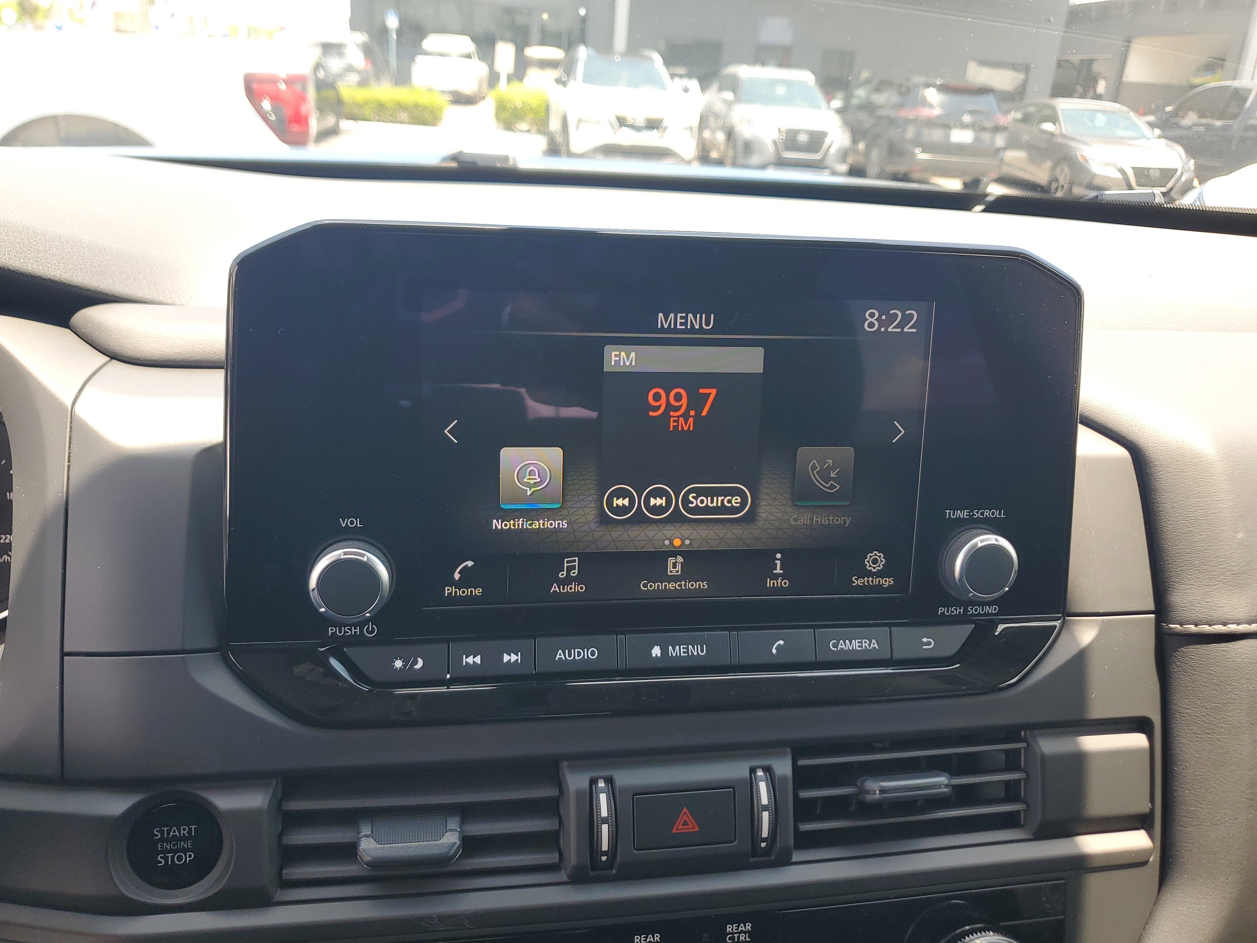 2025 Nissan Pathfinder S