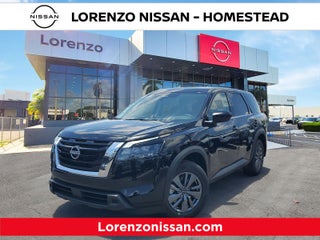 2025 Nissan Pathfinder S