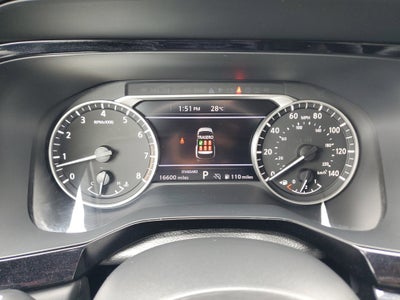 2025 Nissan Pathfinder SV