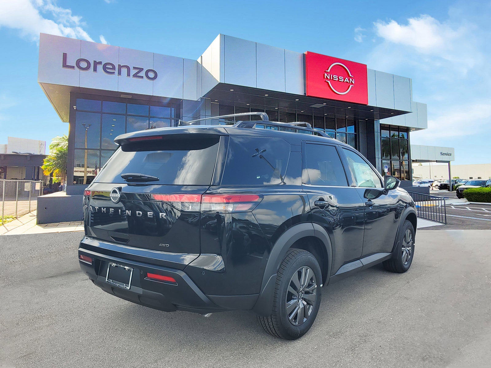 2026 Nissan Pathfinder SV