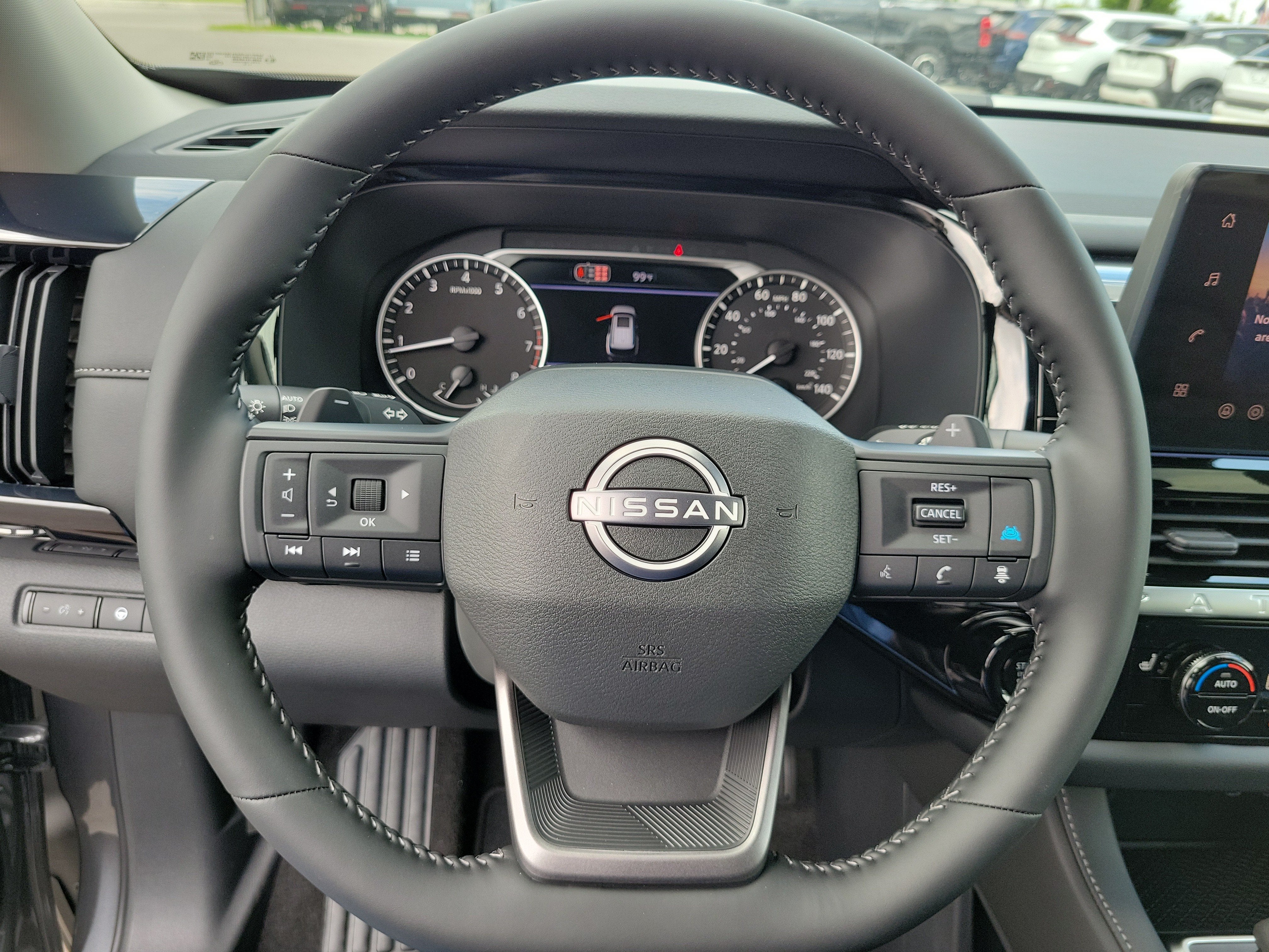 2026 Nissan Pathfinder SV