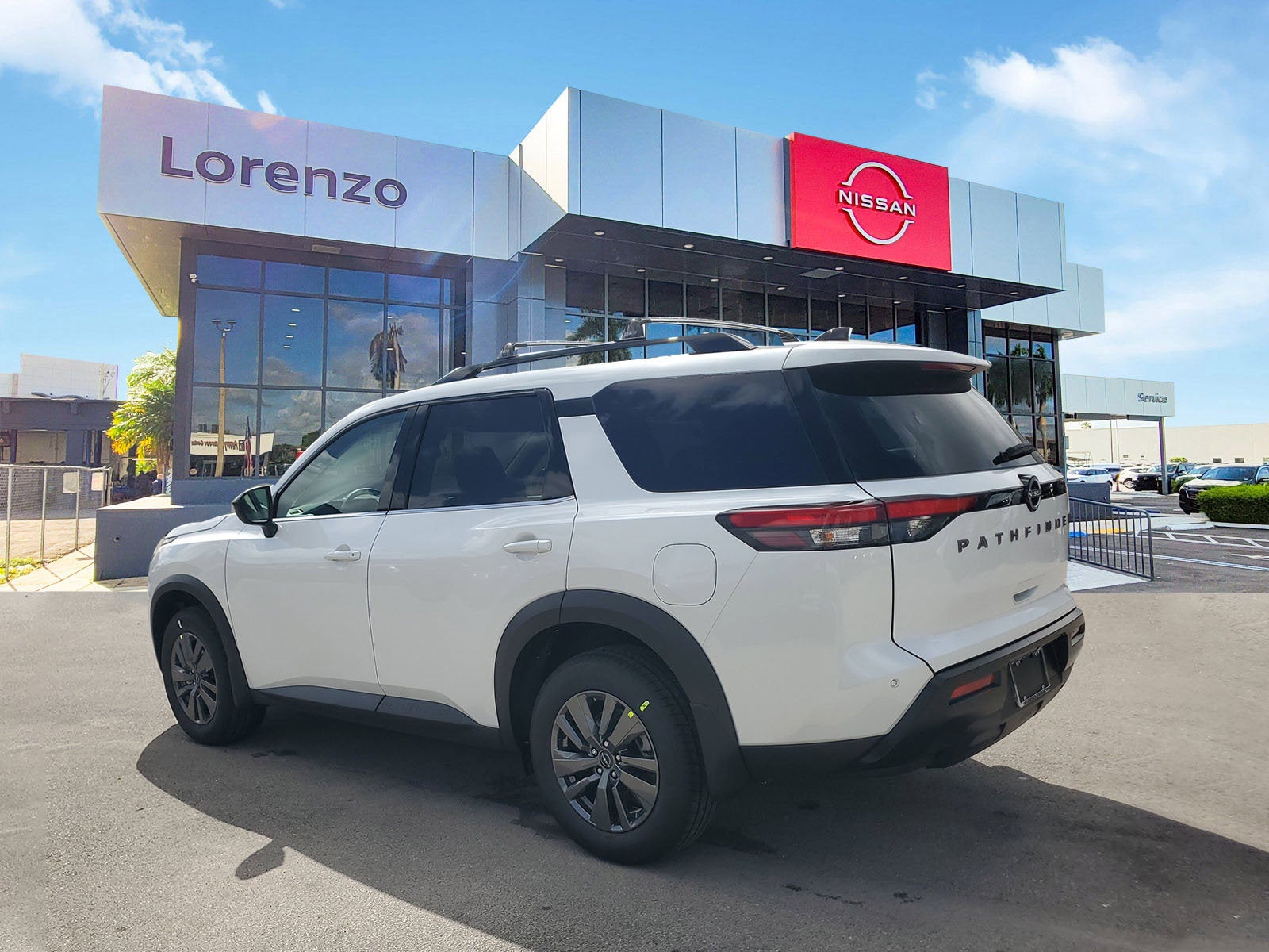 2026 Nissan Pathfinder SV