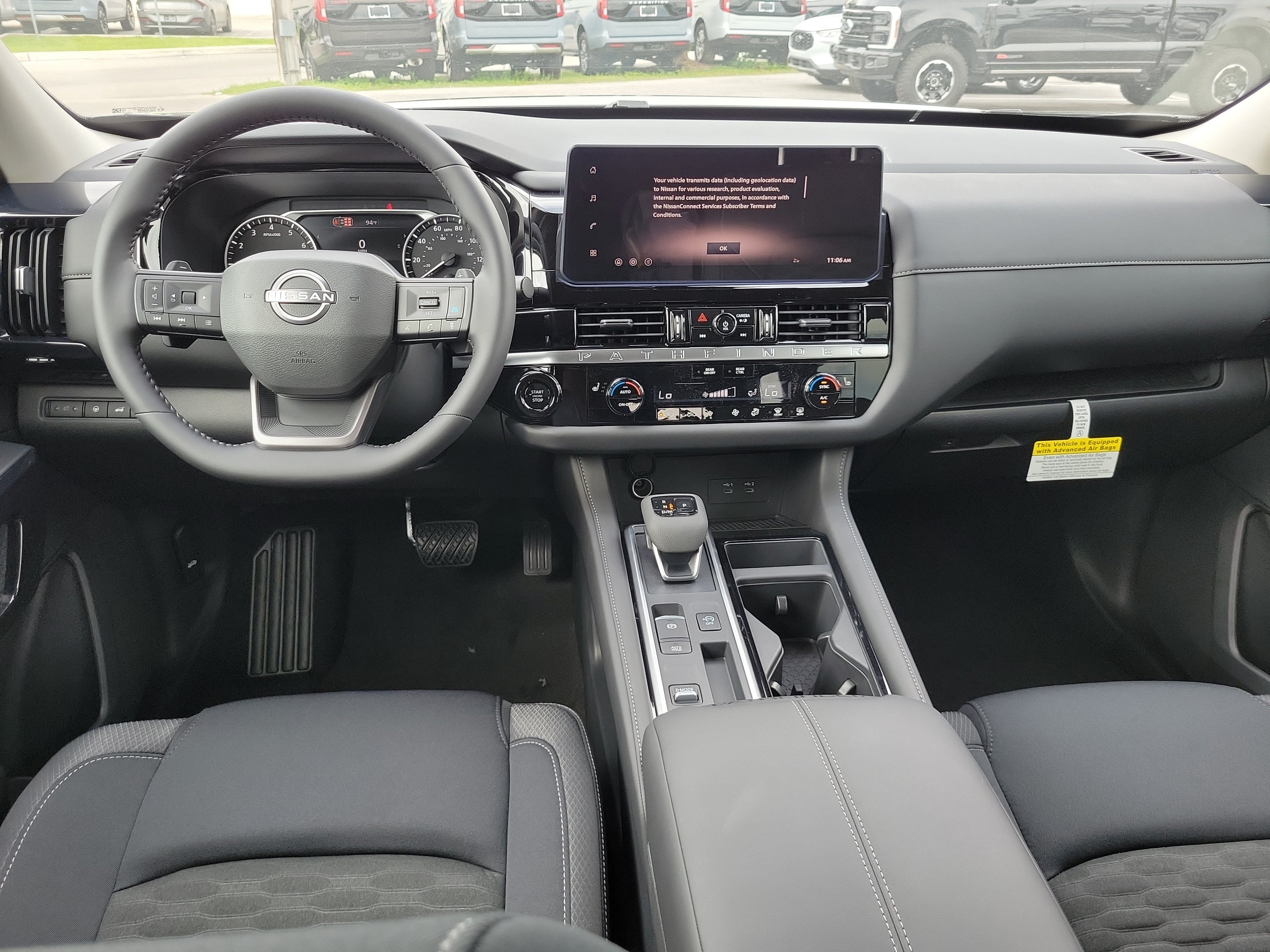 2026 Nissan Pathfinder SV