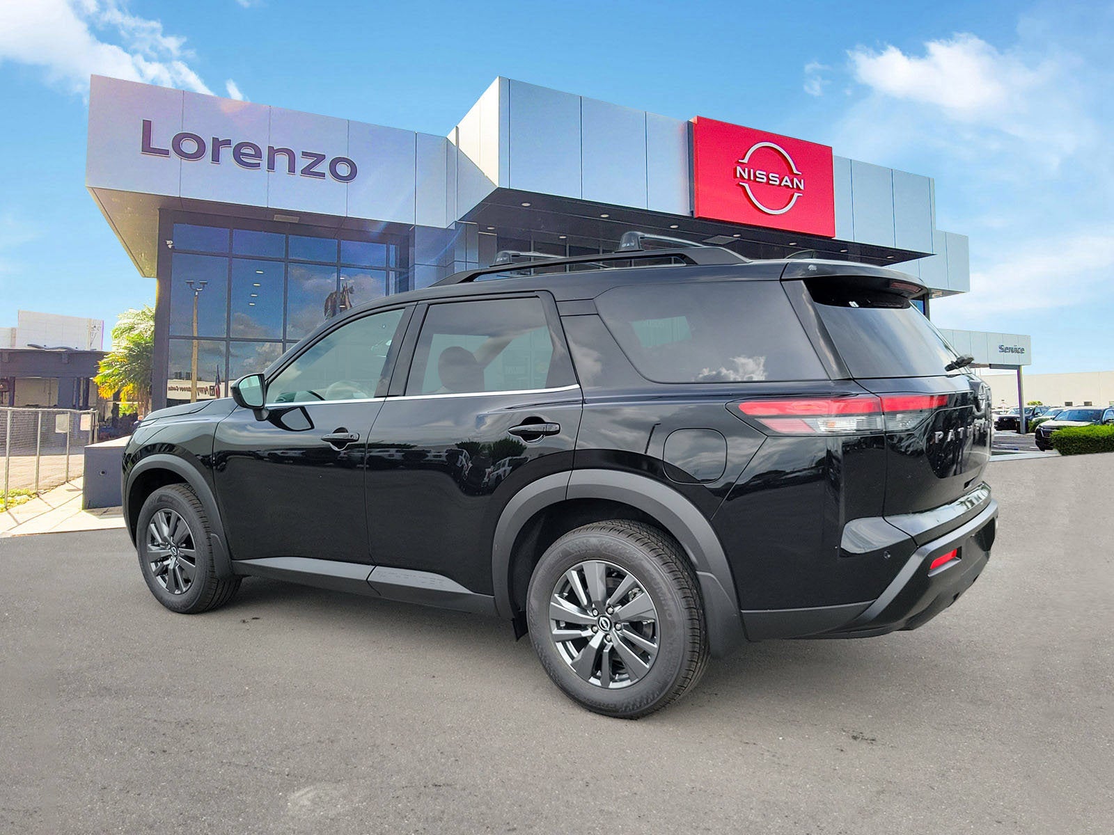 2026 Nissan Pathfinder SV