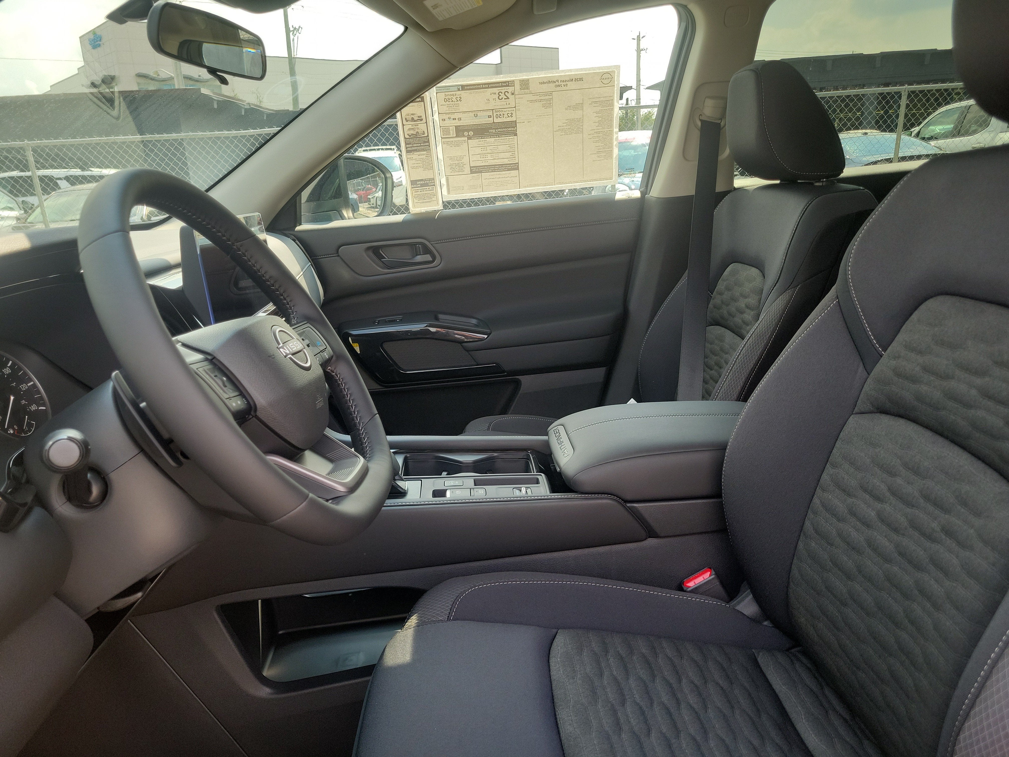 2026 Nissan Pathfinder SV