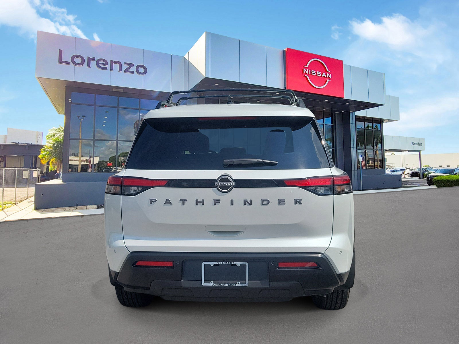 2026 Nissan Pathfinder SV