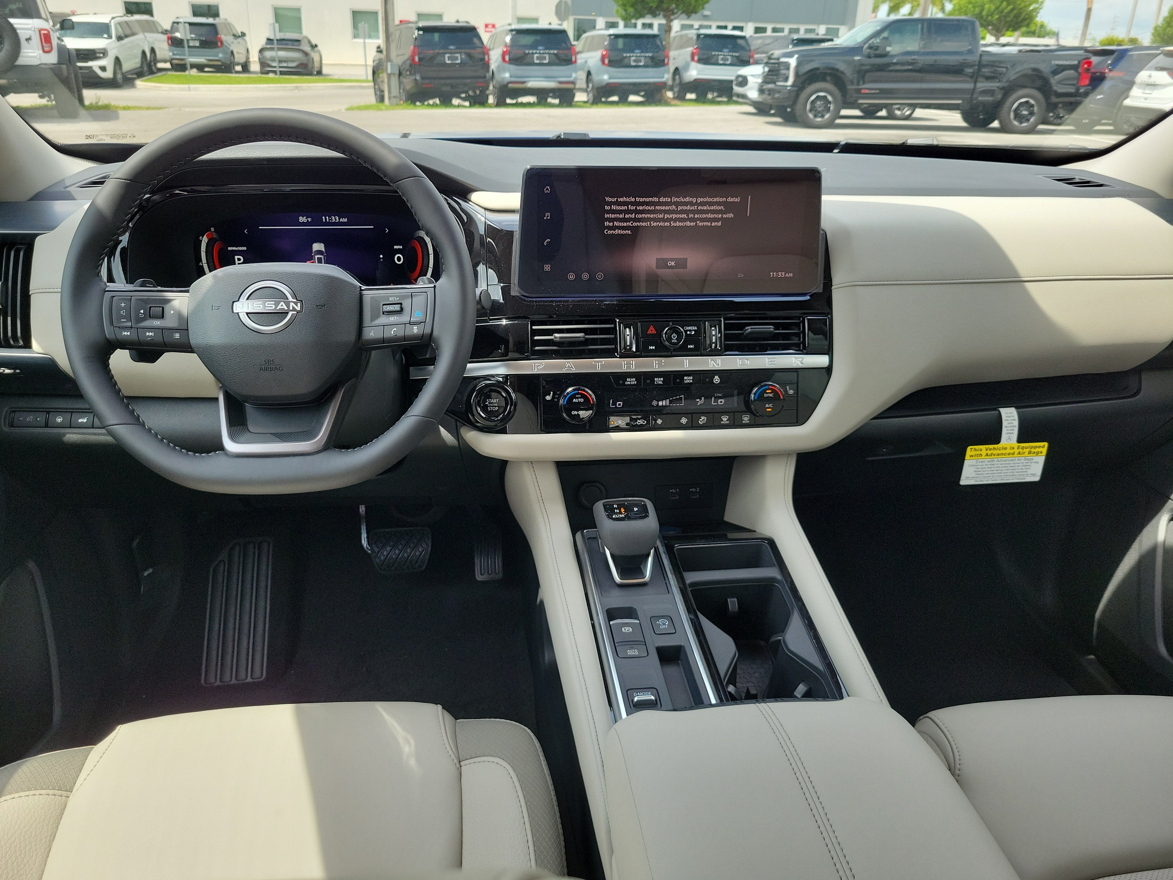 2026 Nissan Pathfinder SL