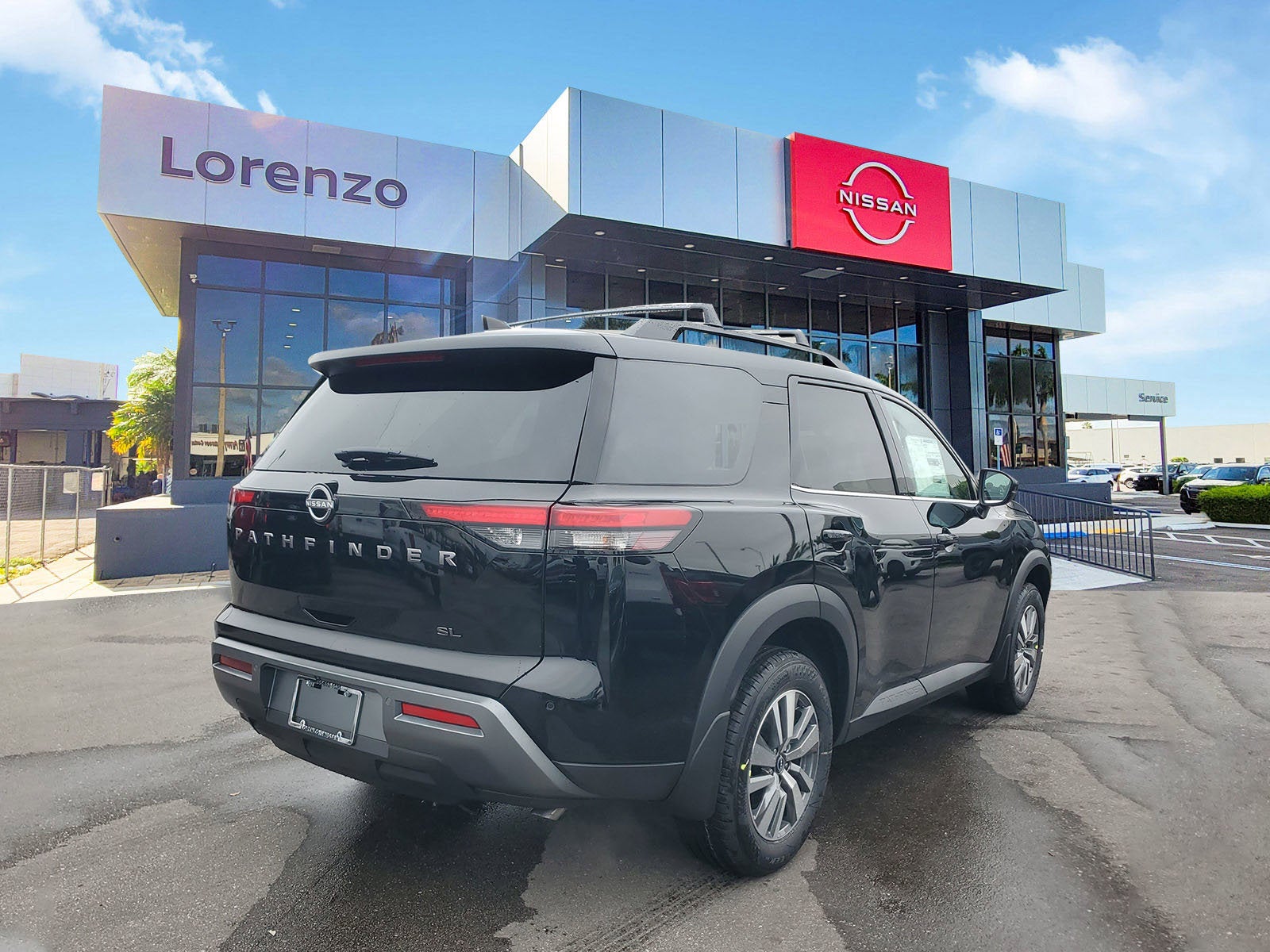 2026 Nissan Pathfinder SL