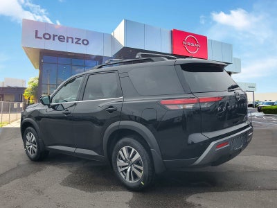 2026 Nissan Pathfinder SL