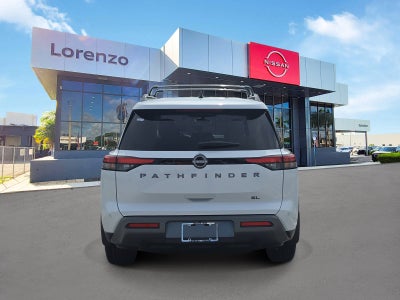 2026 Nissan Pathfinder SL