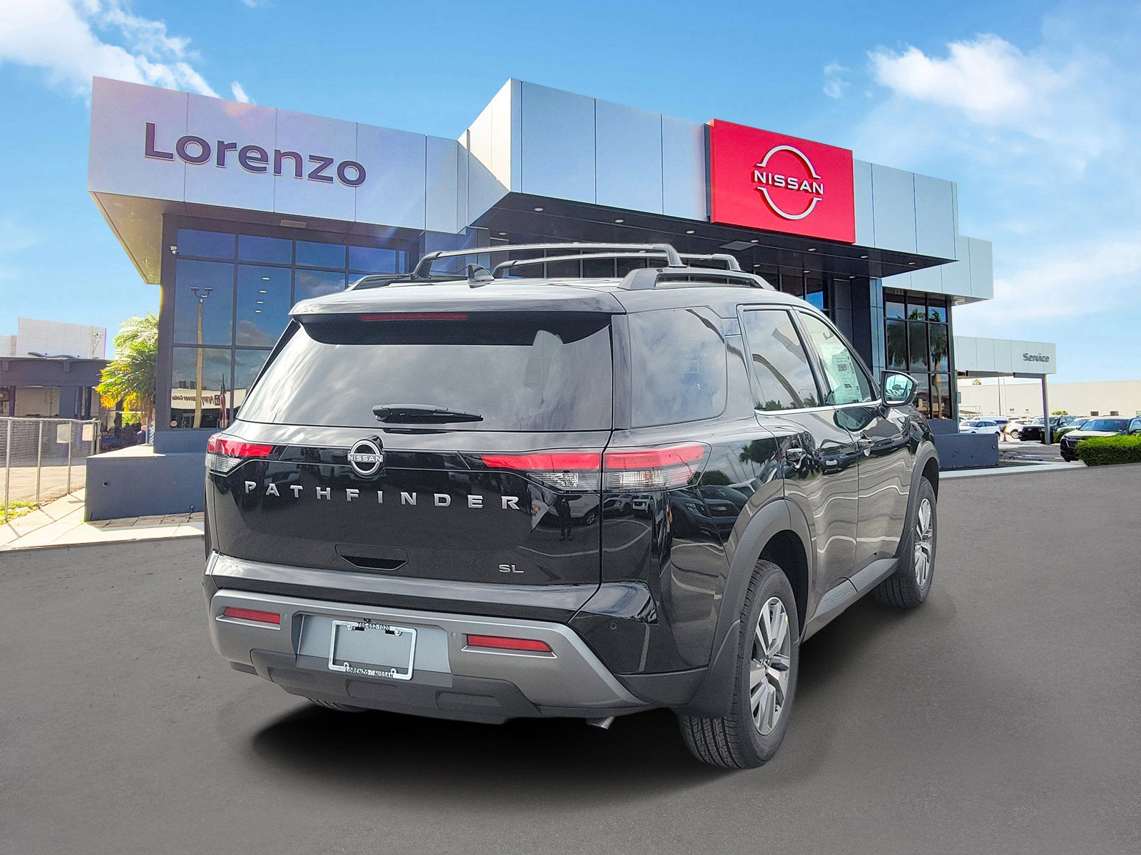 2026 Nissan Pathfinder SL