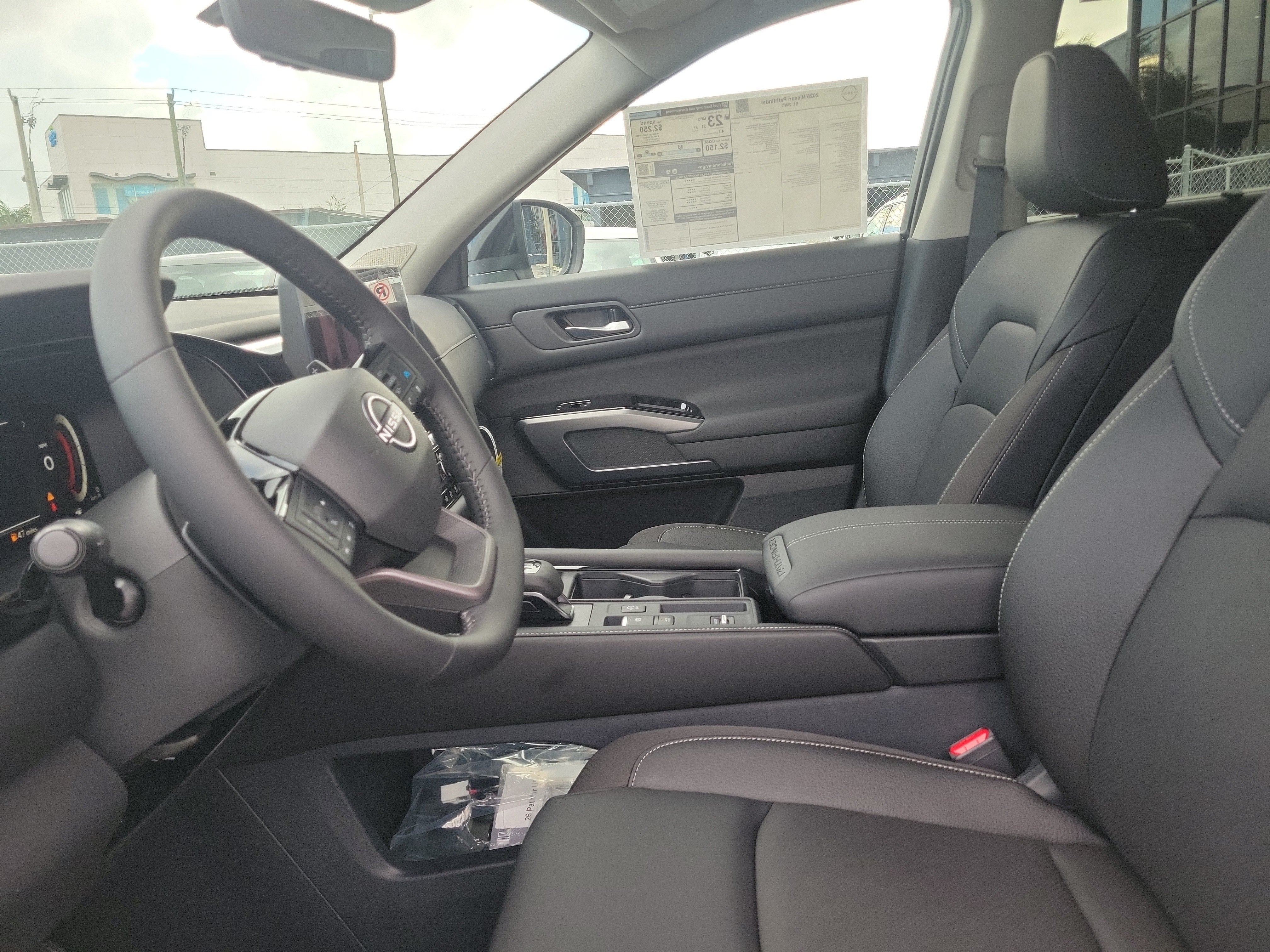2026 Nissan Pathfinder SL