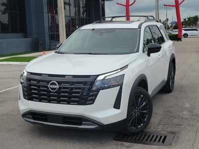 2026 Nissan Pathfinder SL