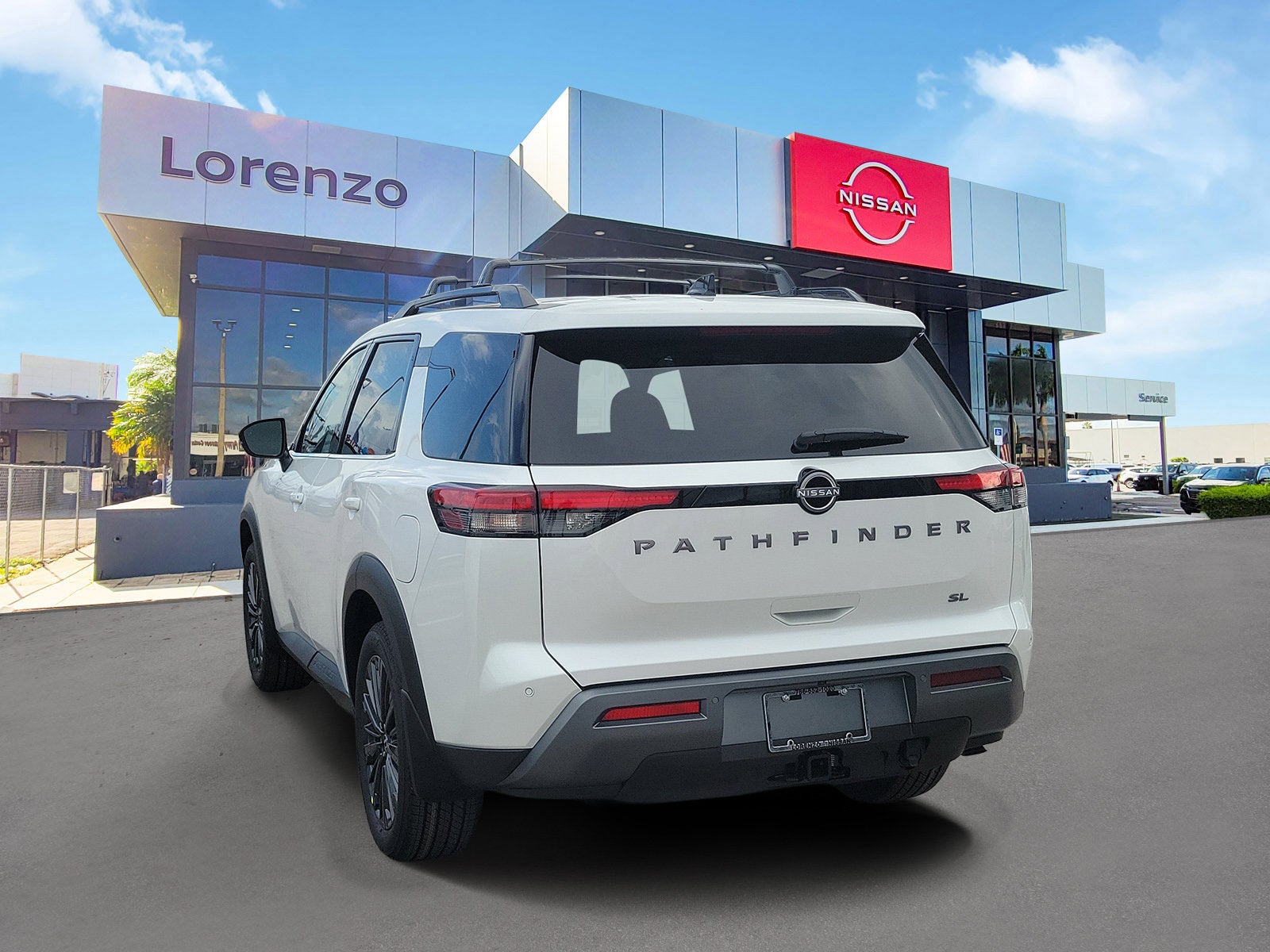 2026 Nissan Pathfinder SL
