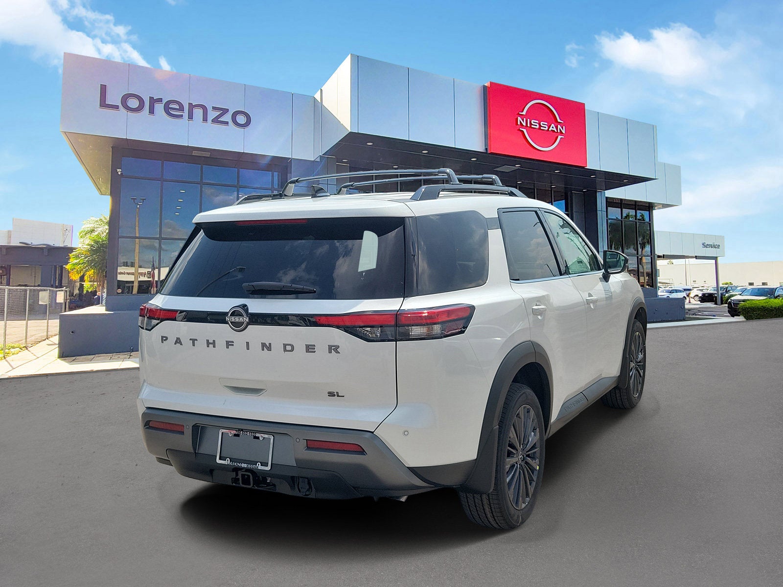 2026 Nissan Pathfinder SL