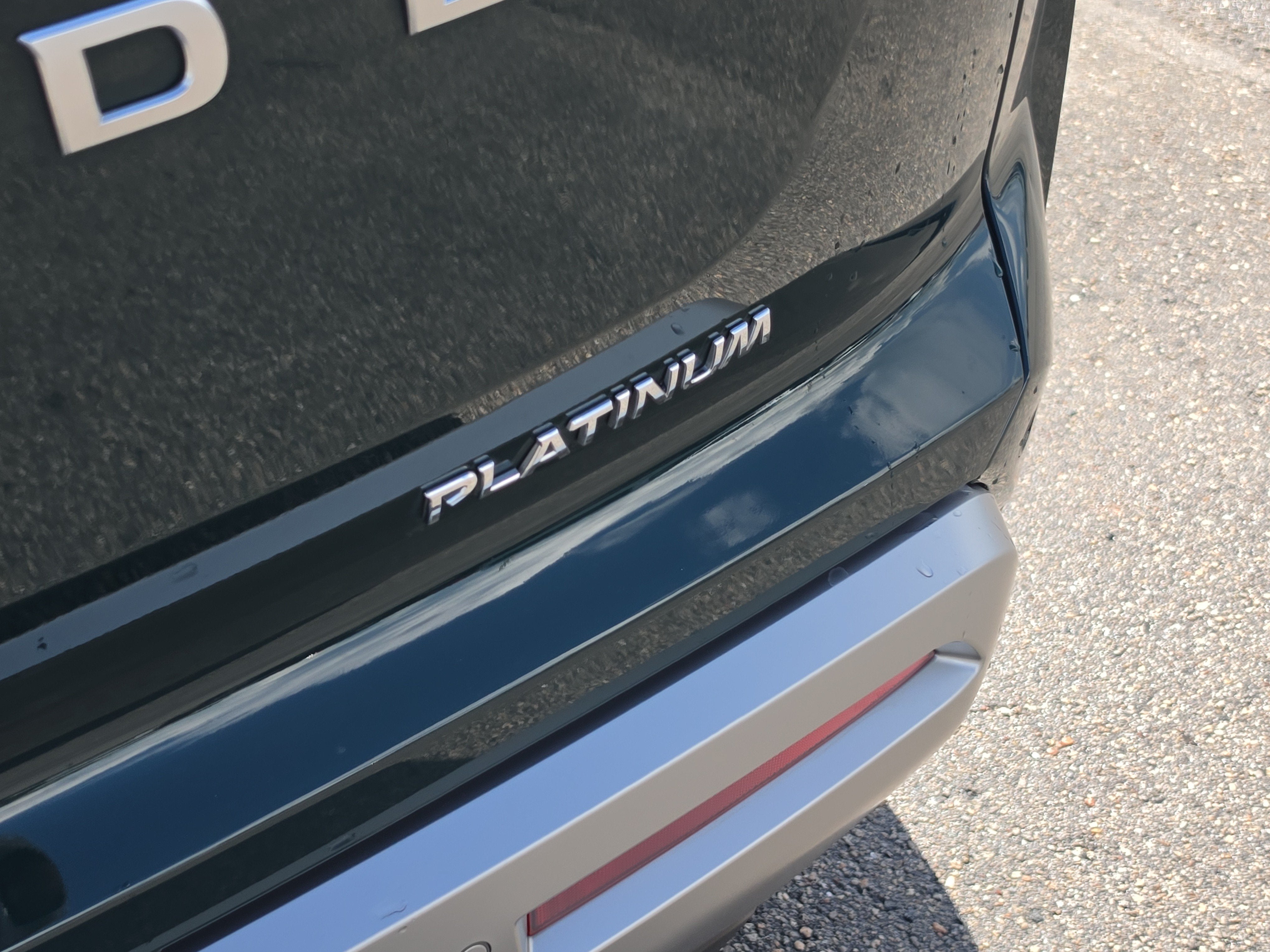 2025 Nissan Pathfinder Platinum