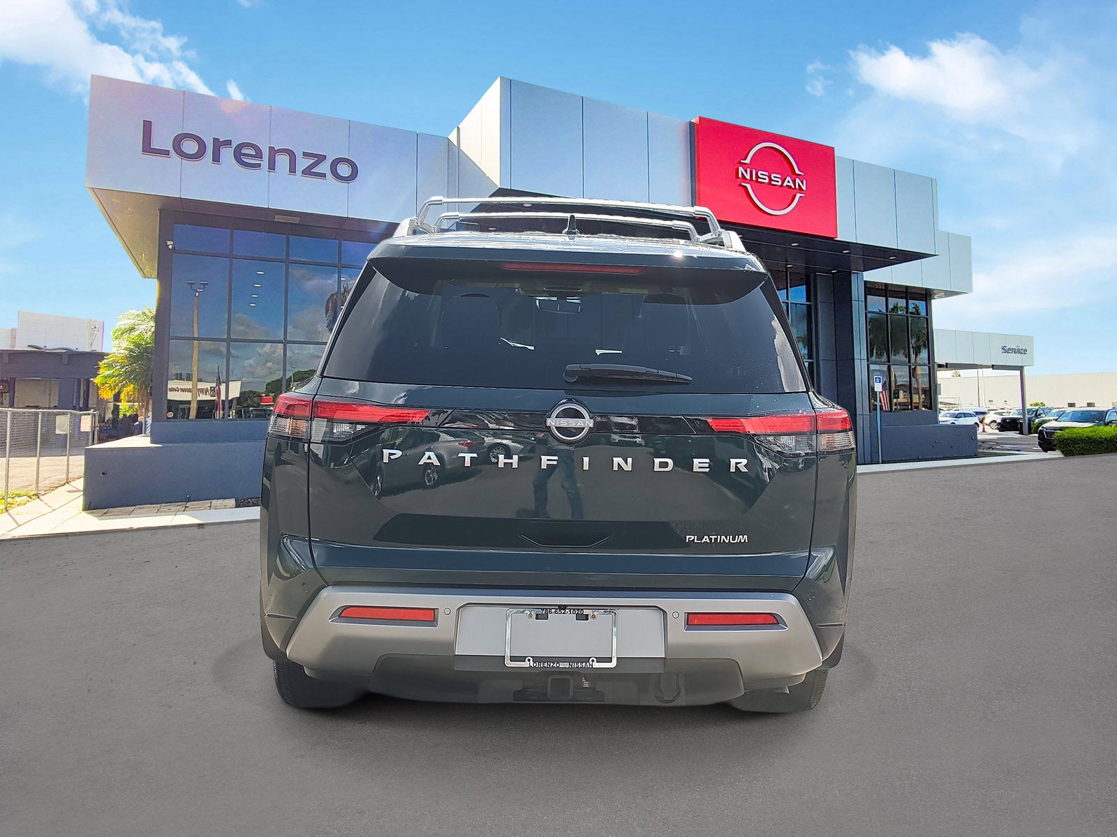 2025 Nissan Pathfinder Platinum