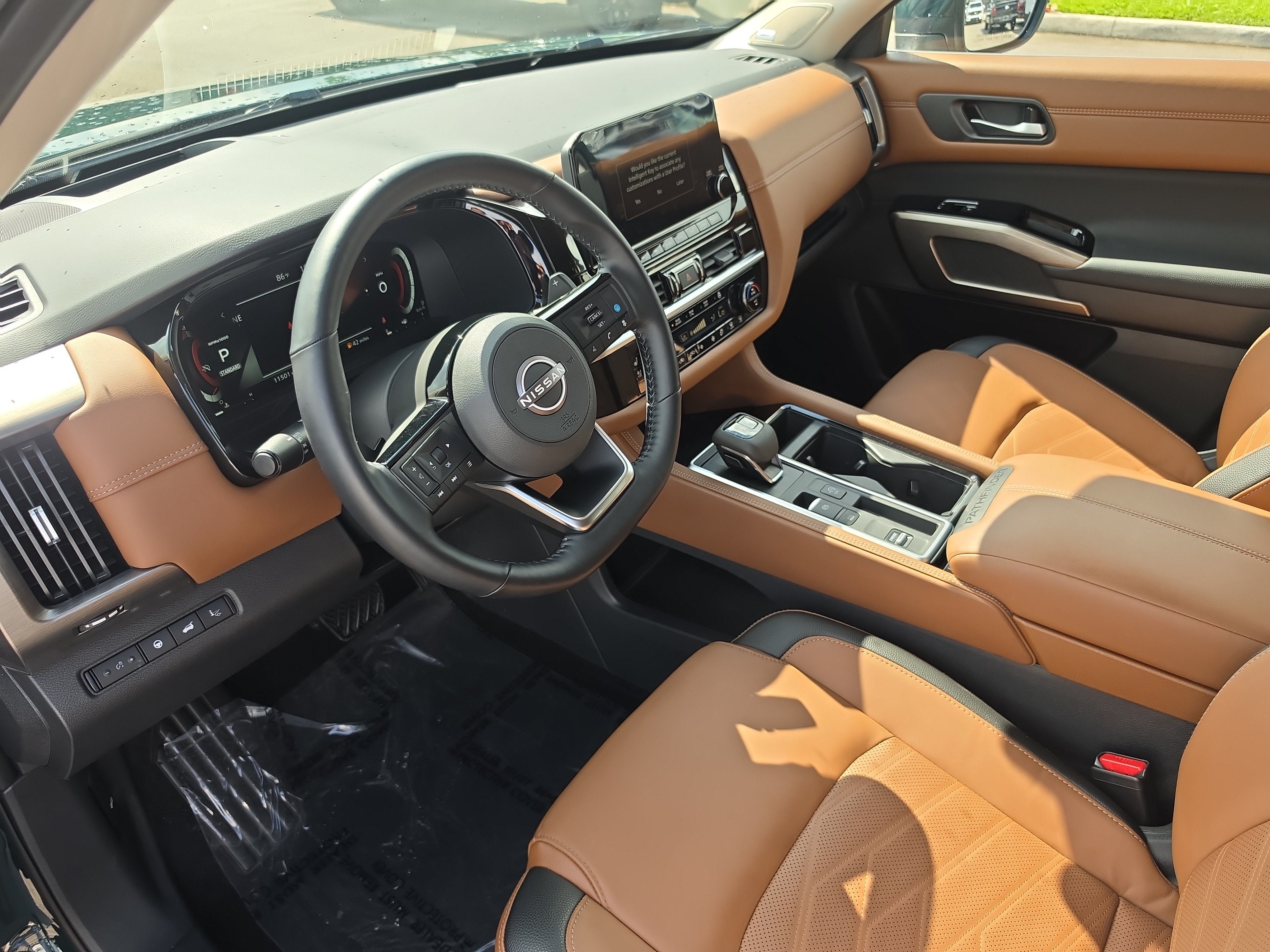 2025 Nissan Pathfinder Platinum