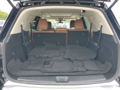 2024 Nissan Pathfinder Platinum