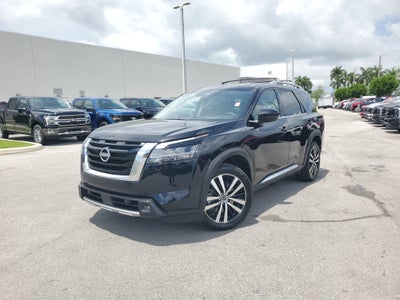 2024 Nissan Pathfinder Platinum