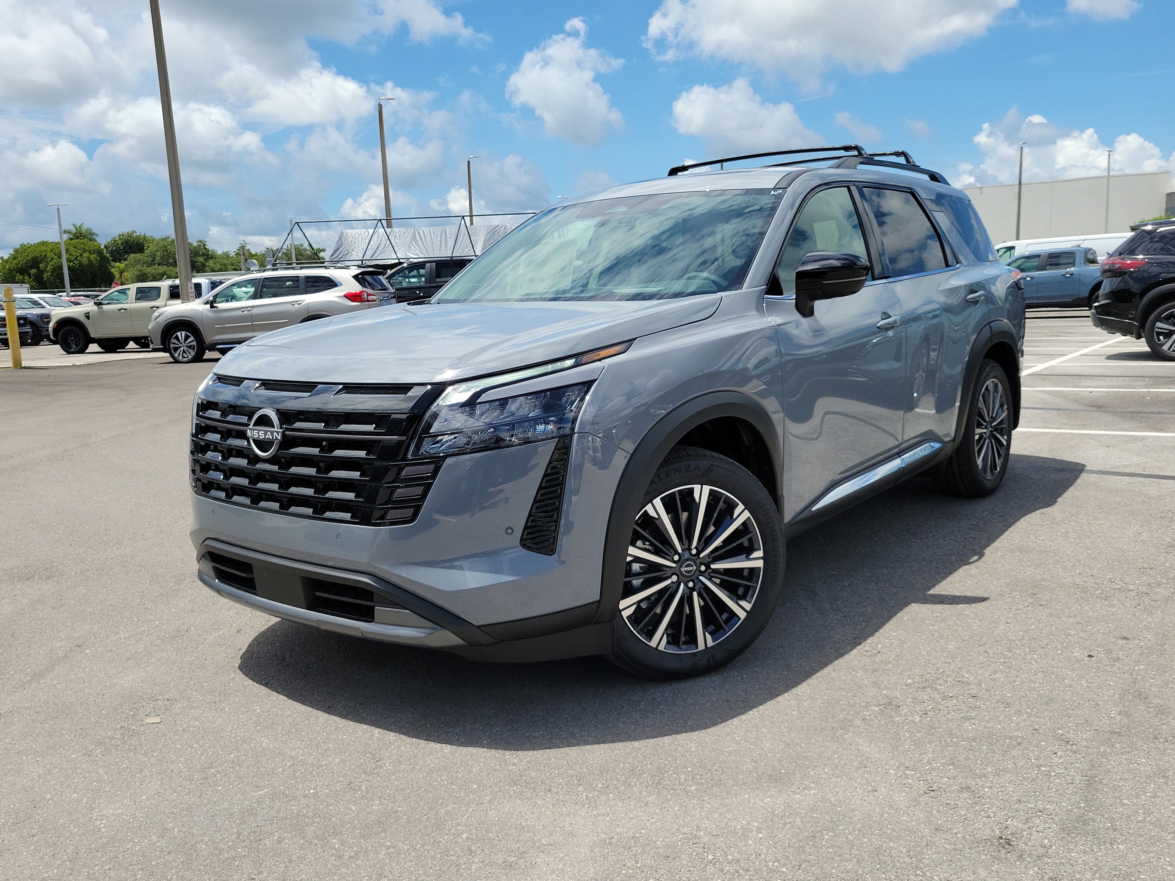 2026 Nissan Pathfinder Platinum