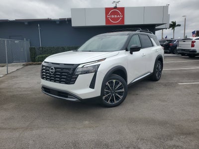 2026 Nissan Pathfinder Platinum