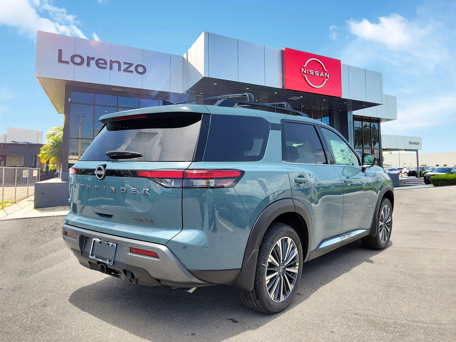 2026 Nissan Pathfinder Platinum