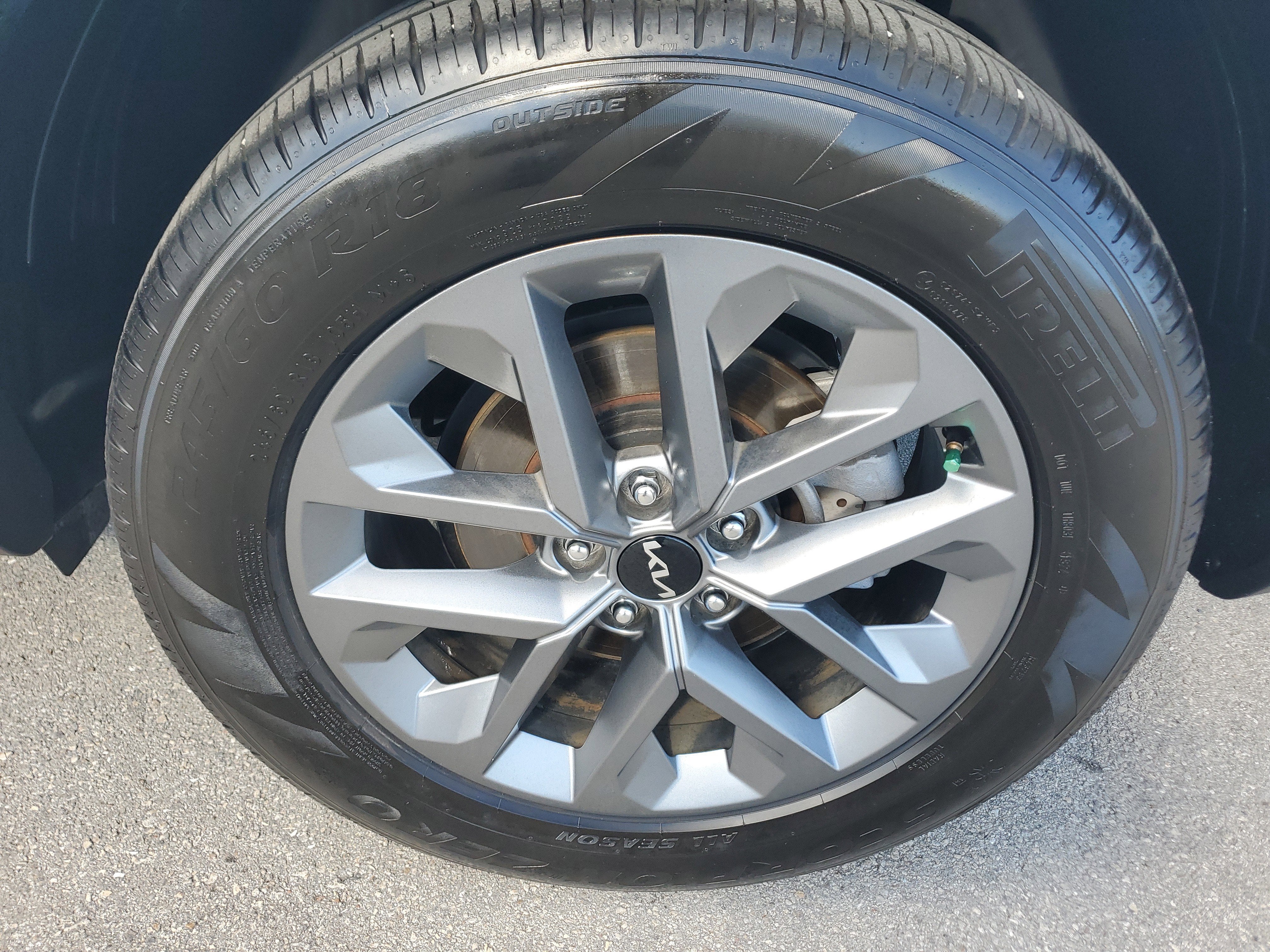 2024 Kia Telluride LX