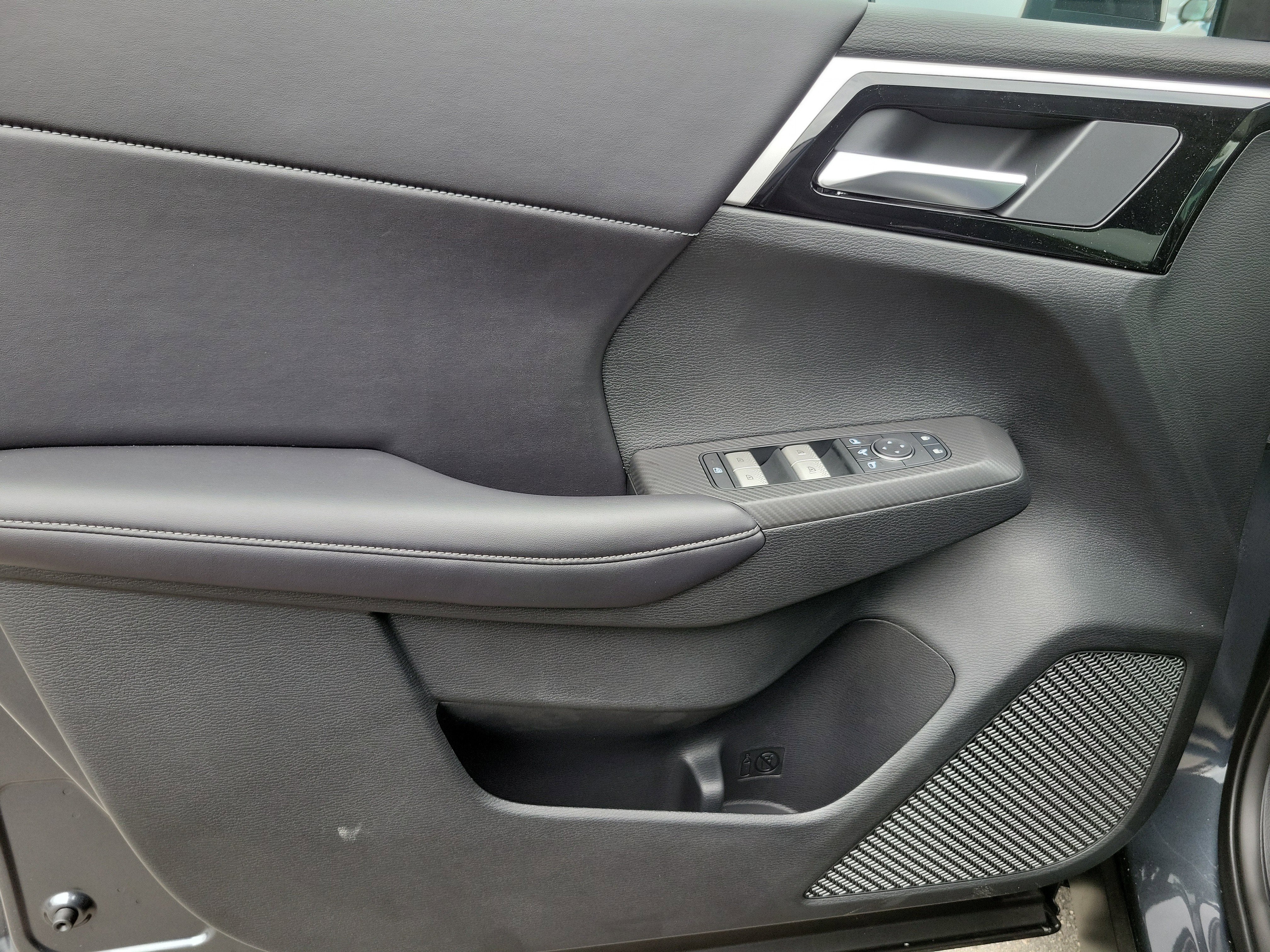 2026 Nissan Rogue Plug-In Hybrid SL