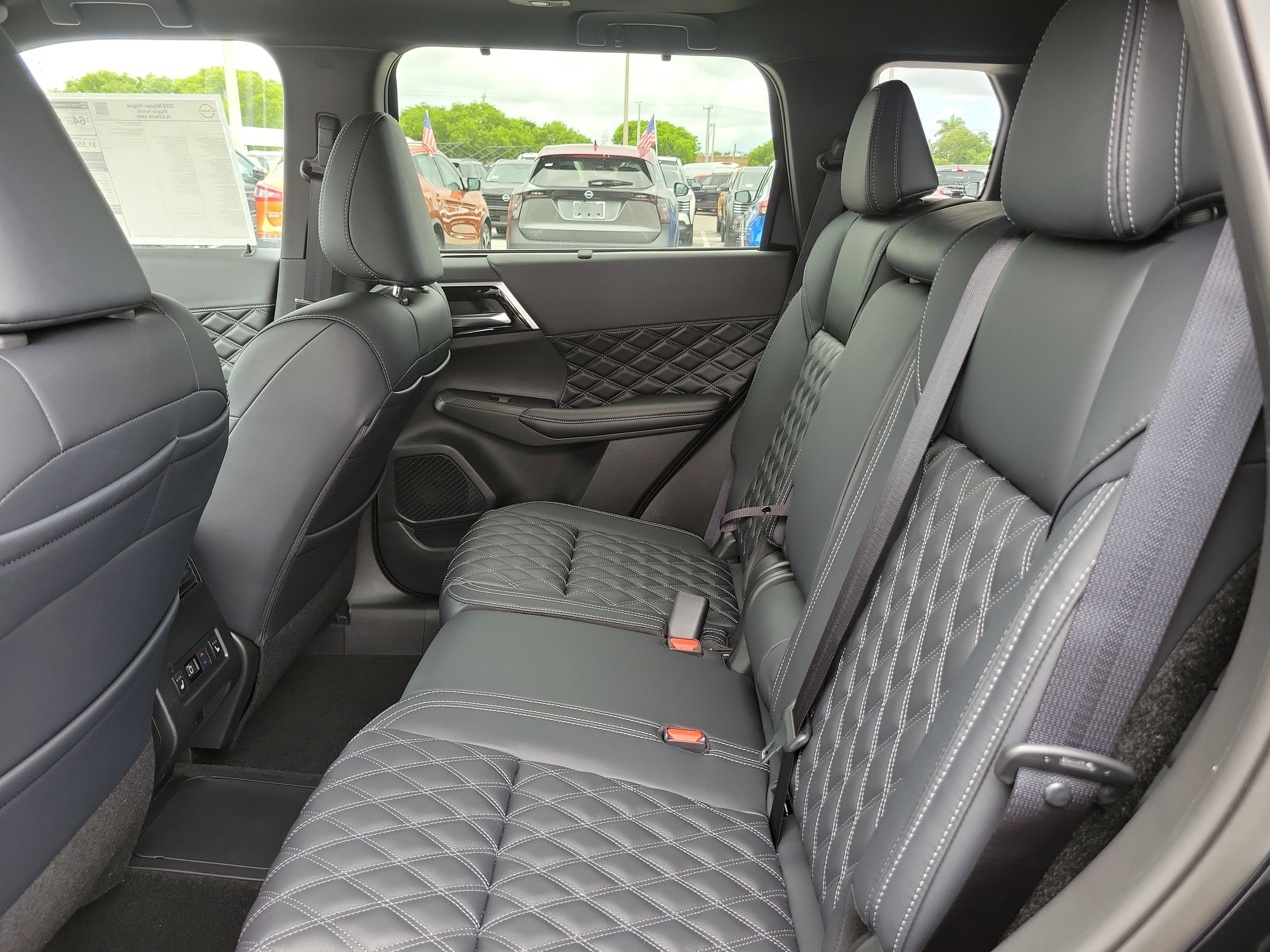 2026 Nissan Rogue Plug-In Hybrid Platinum