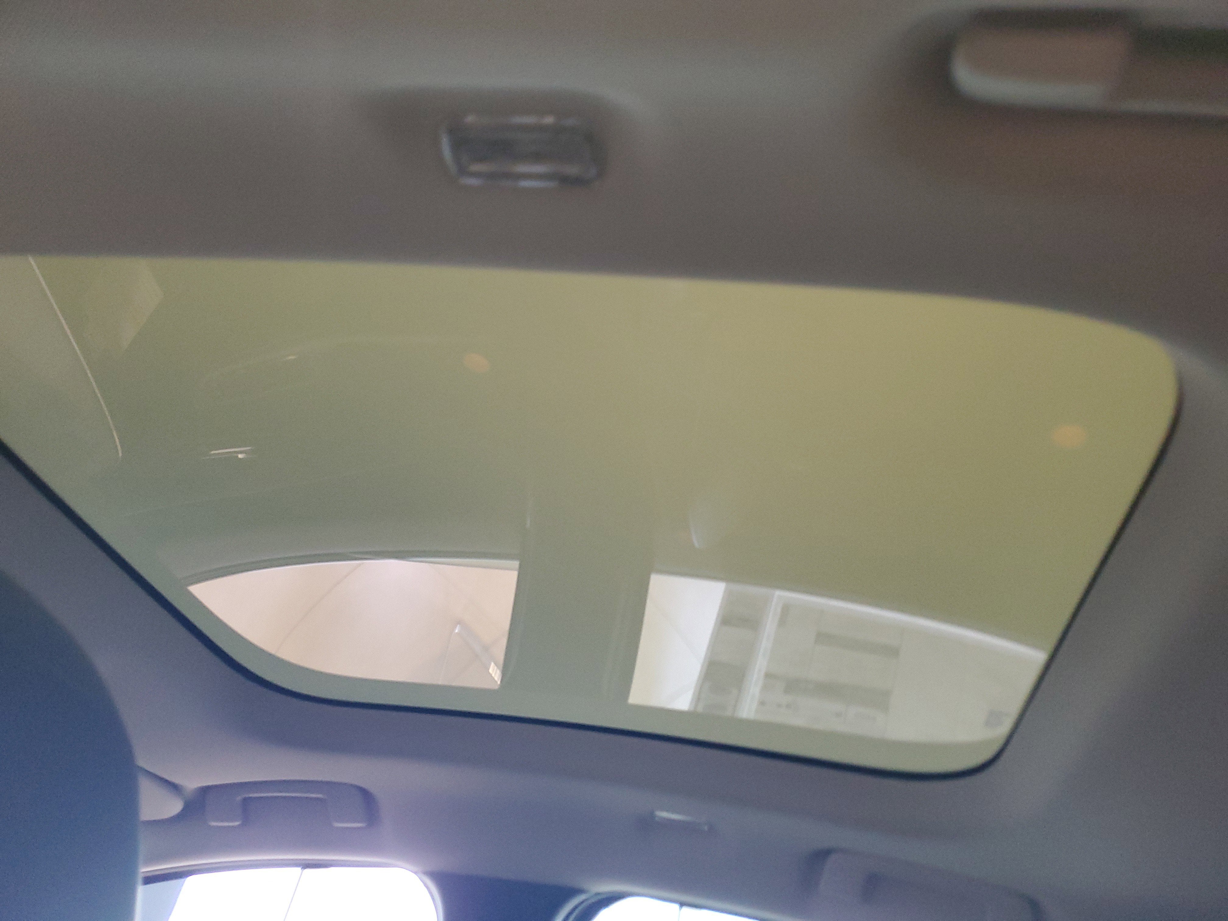 2026 Nissan LEAF Platinum+