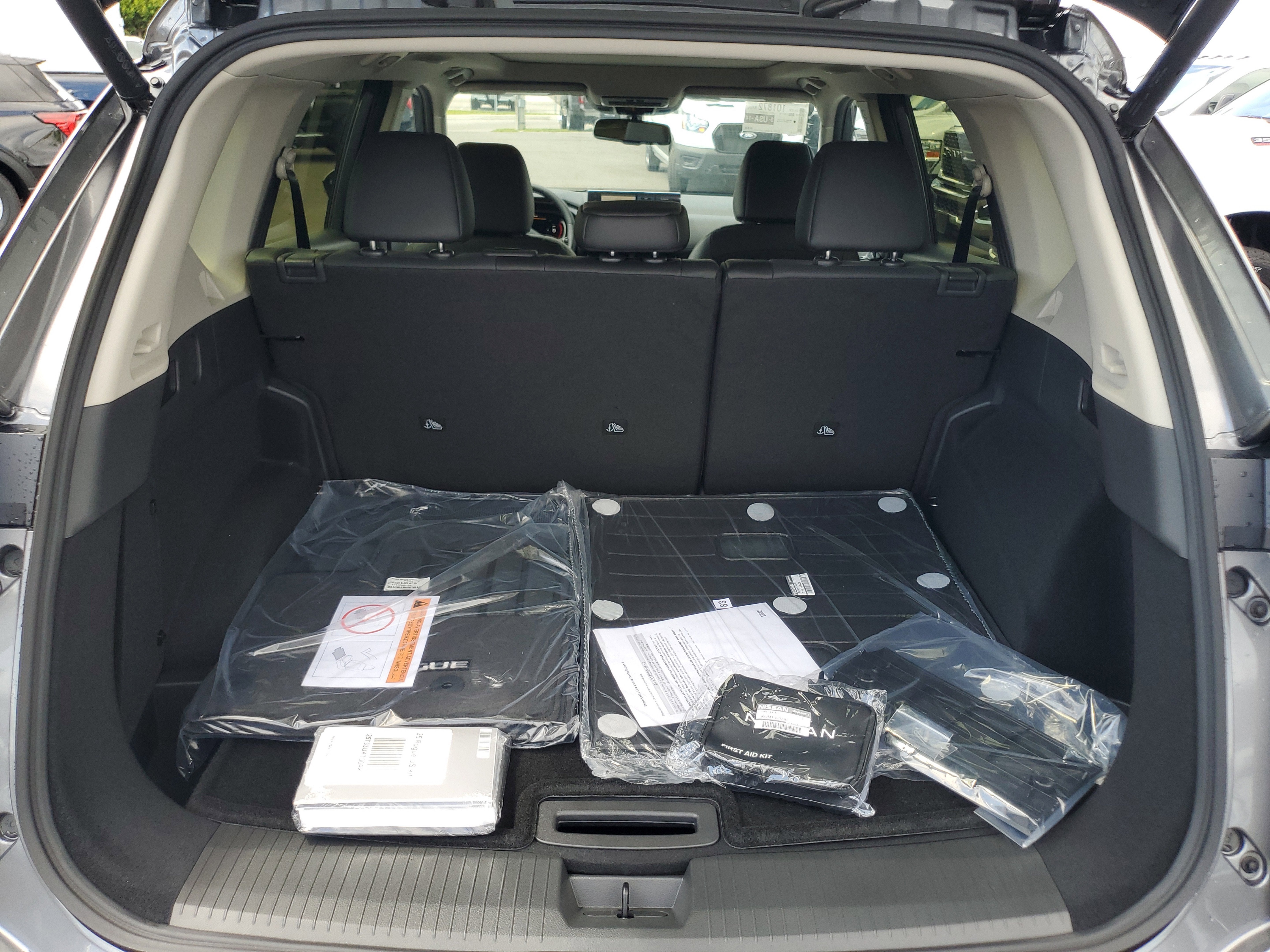 2025 Nissan Rogue Platinum