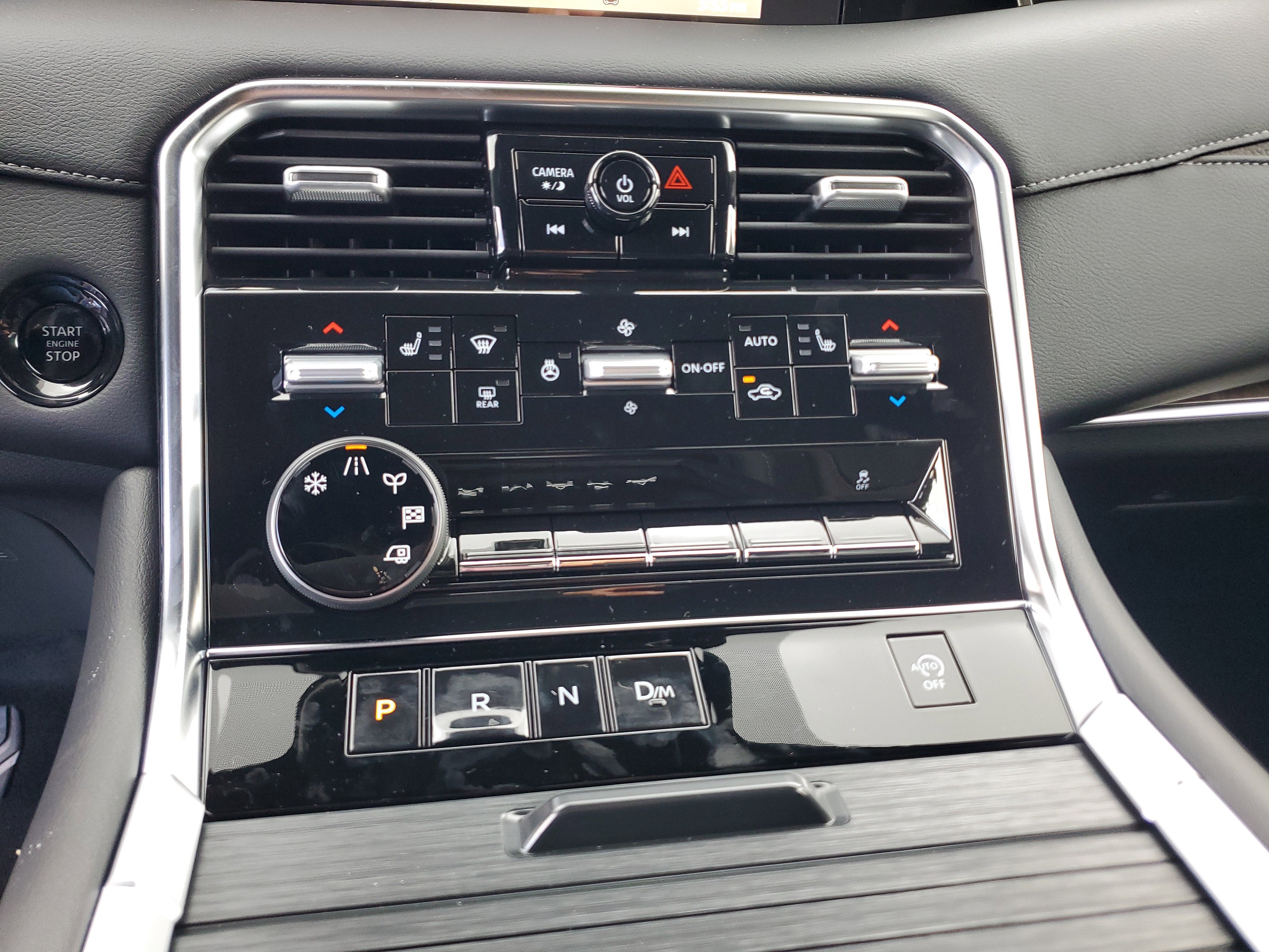 2025 Nissan Armada SL